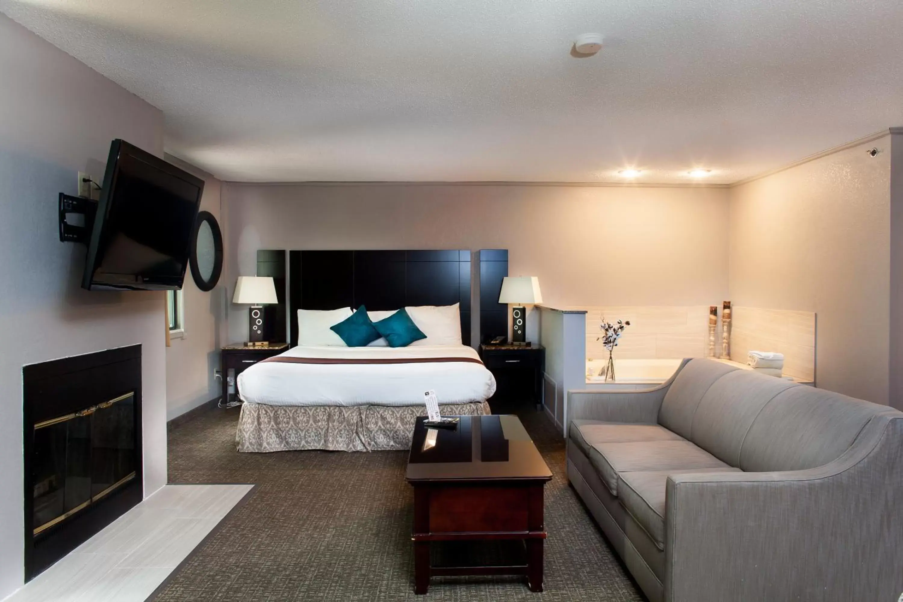 Photo of the whole room, Bed in Heartland Inn Coralville Photo of the whole room, Bed in Heartland Inn Coralville