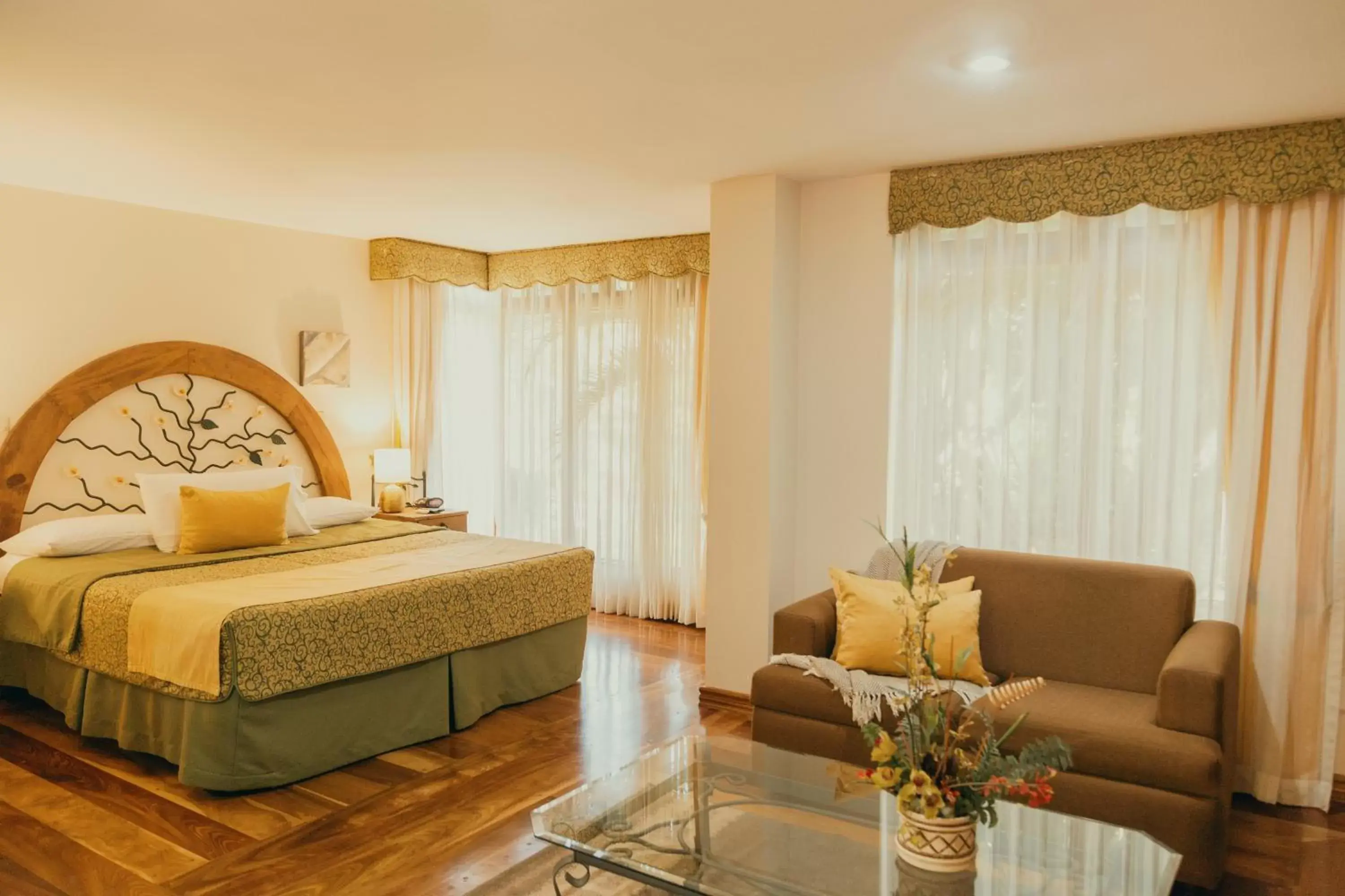 Bed in El Rodeo Estancia Boutique Hotel & Steakhouse