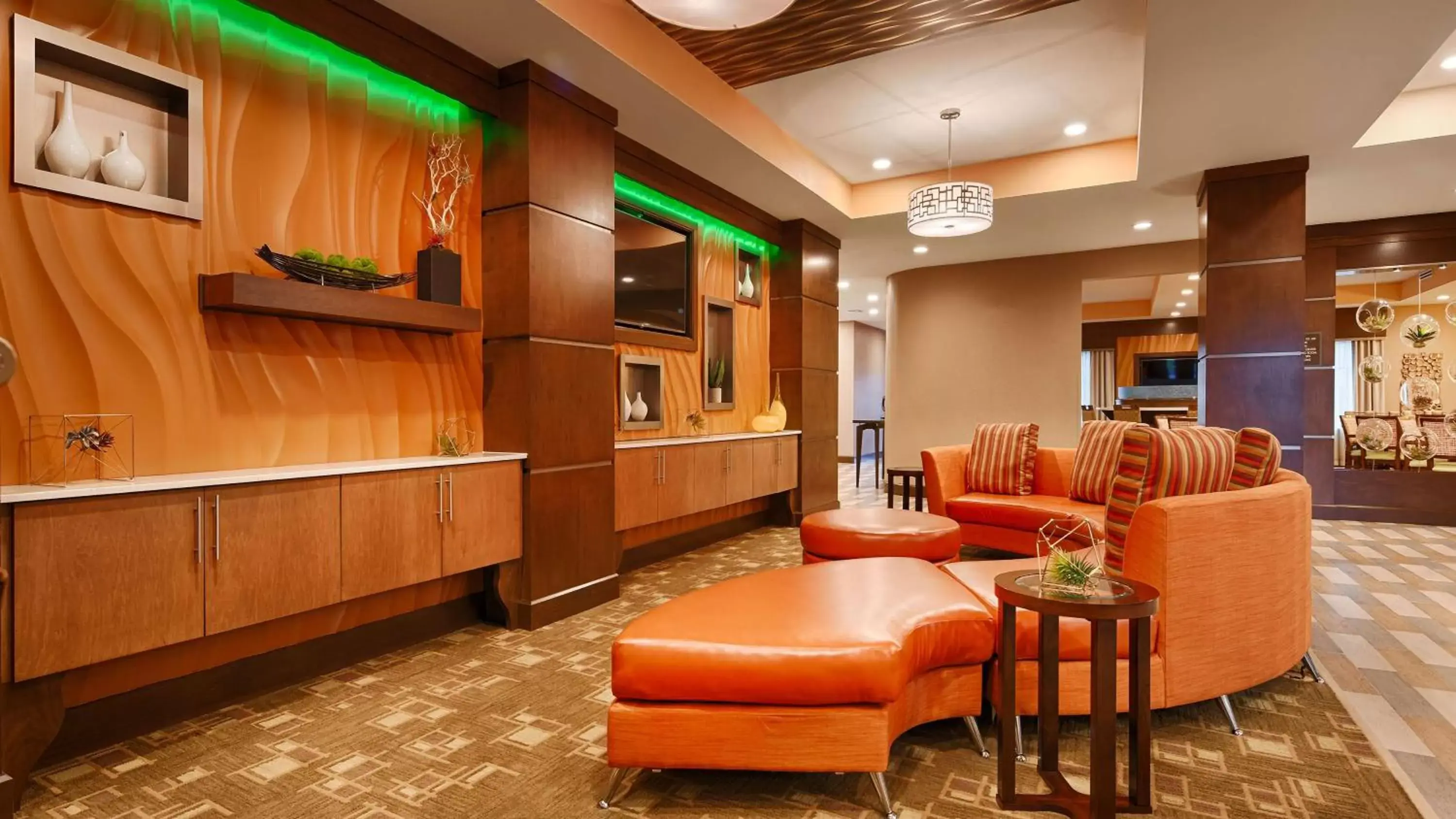Lobby or reception, Seating Area in Best Western Plus Flatonia Inn