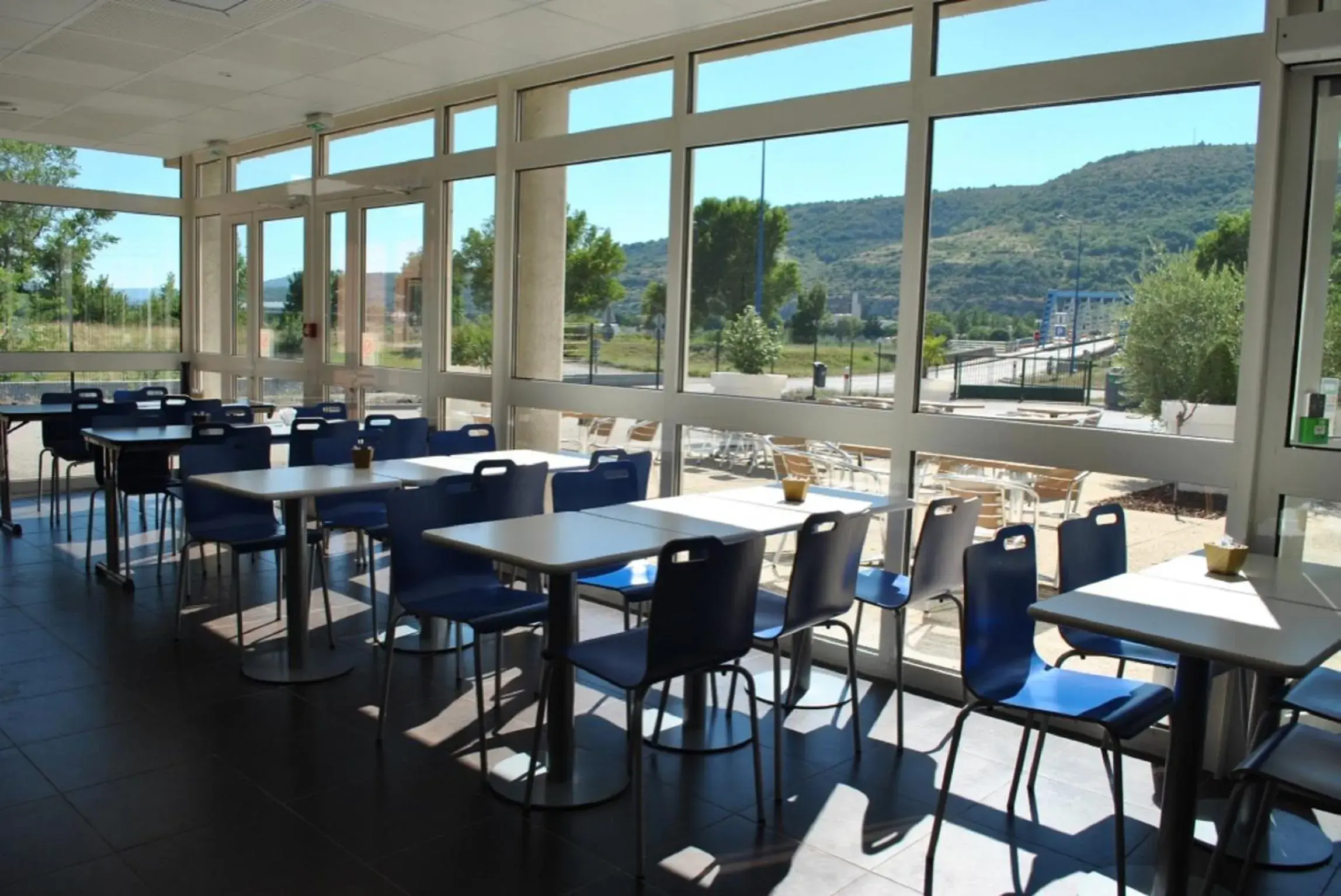 Lobby or reception in ibis budget Loriol Le Pouzin Lobby or reception in ibis budget Loriol Le Pouzin