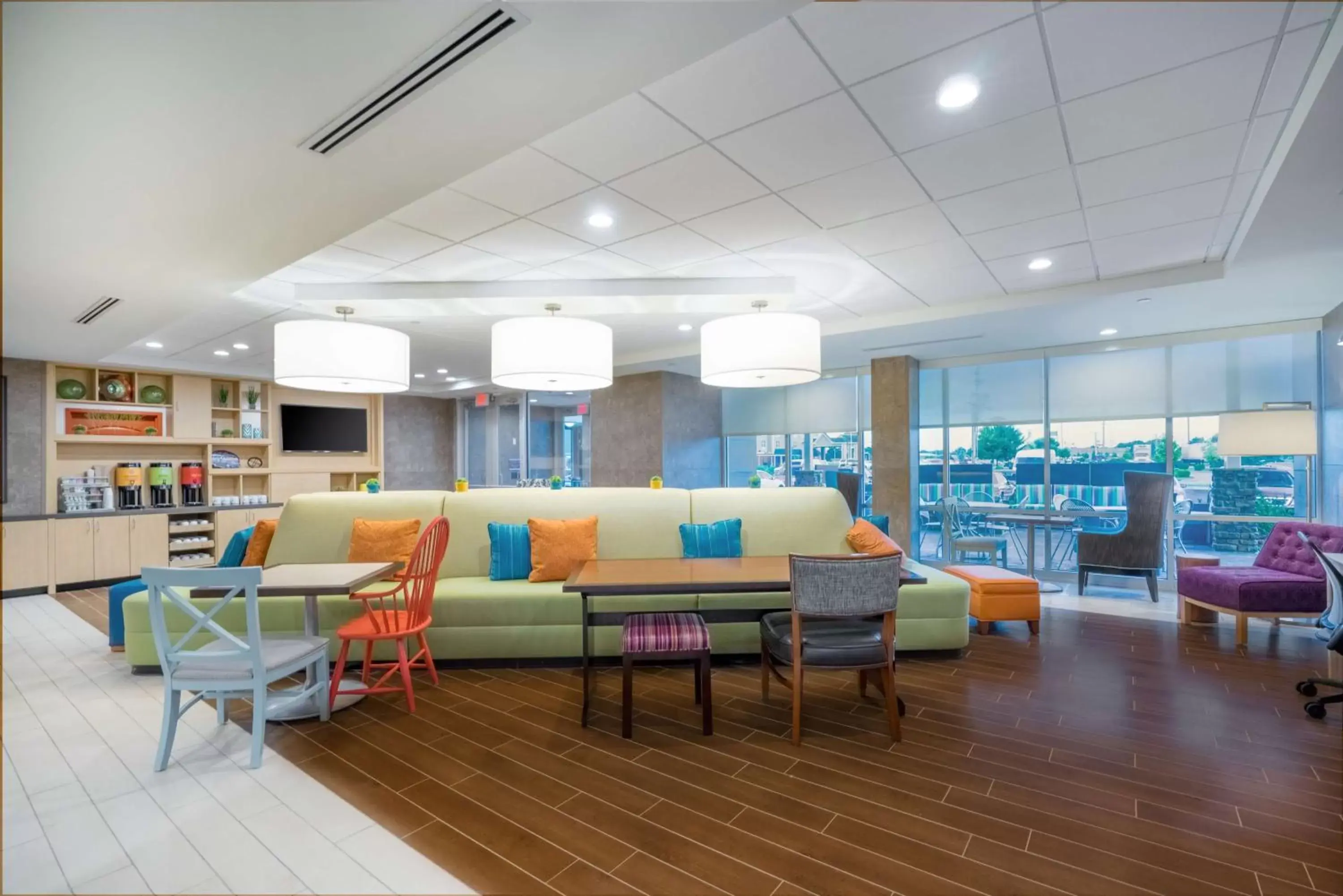 Lobby or reception in Home2 Suites By Hilton Bowling Green Lobby or reception in Home2 Suites By Hilton Bowling Green