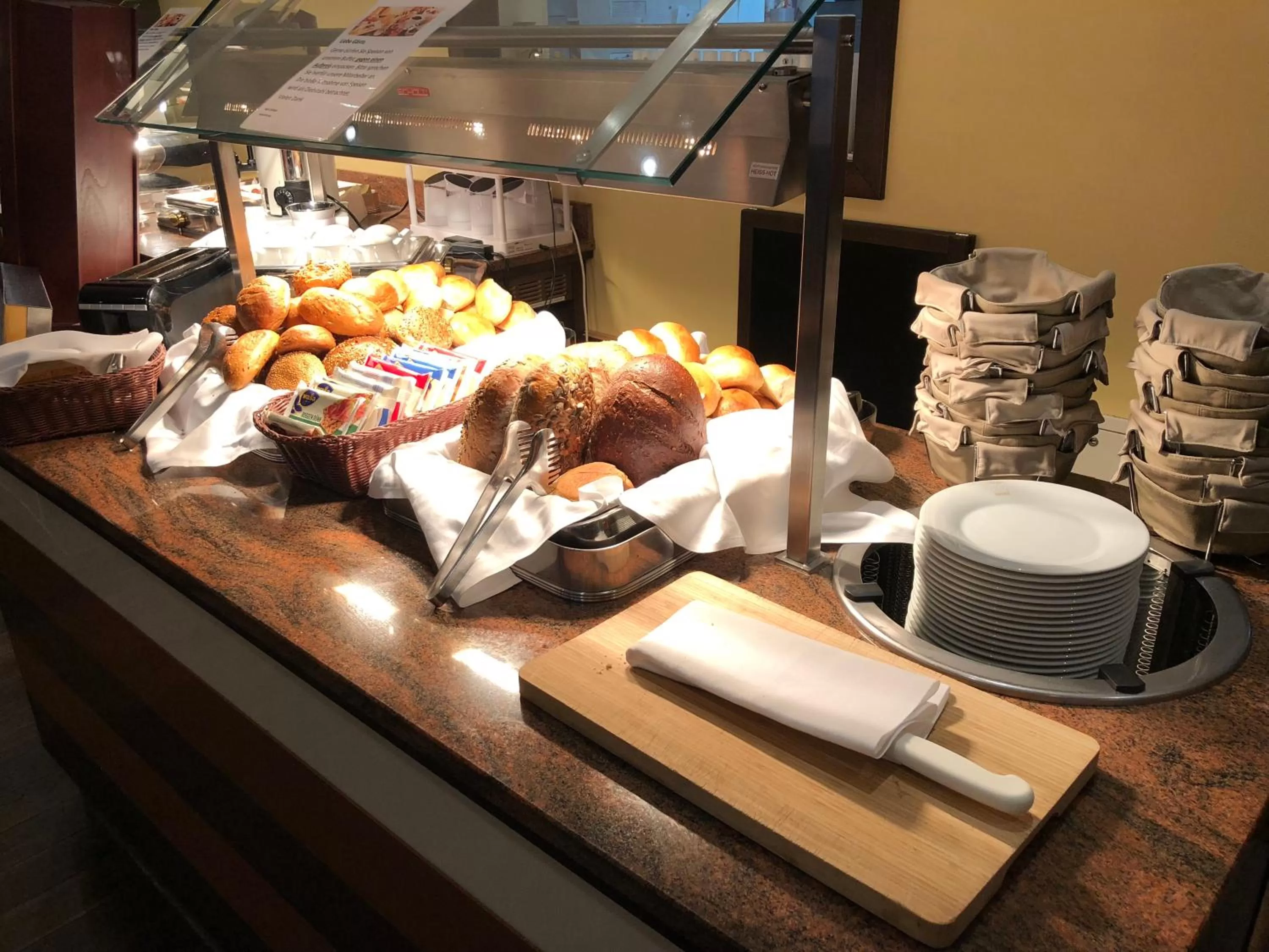 Breakfast in Göbel's Sophien Hotel