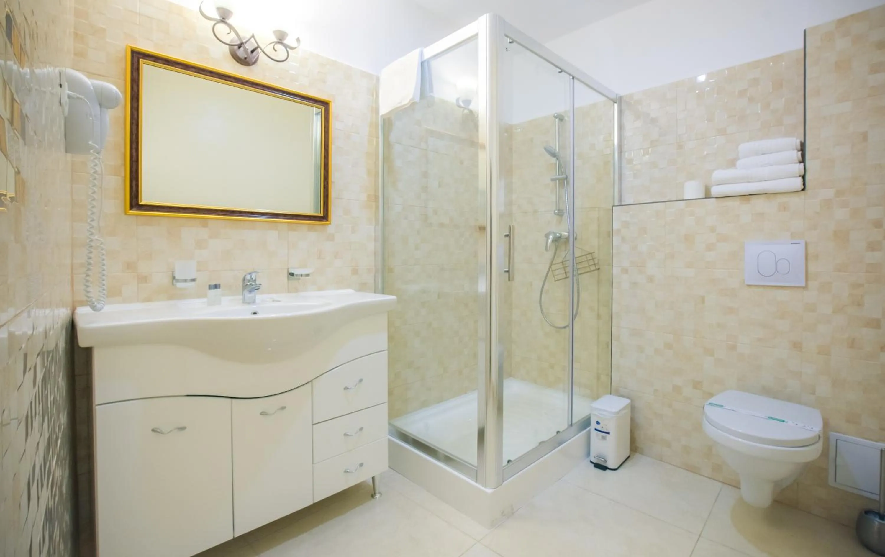 Bathroom in Safrano Palace