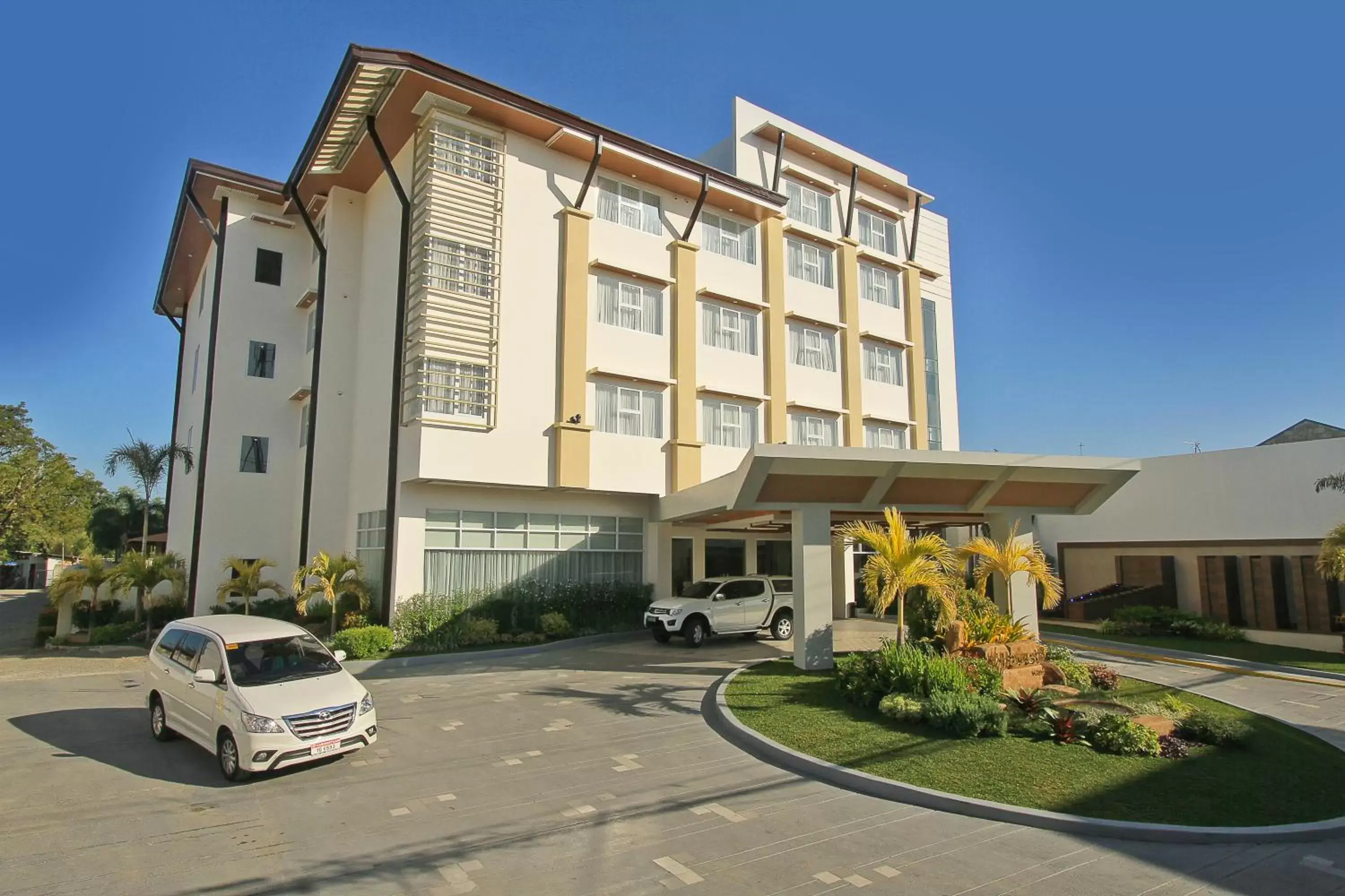 Facade/entrance, Property Building in The Harvest Hotel Managed by HII