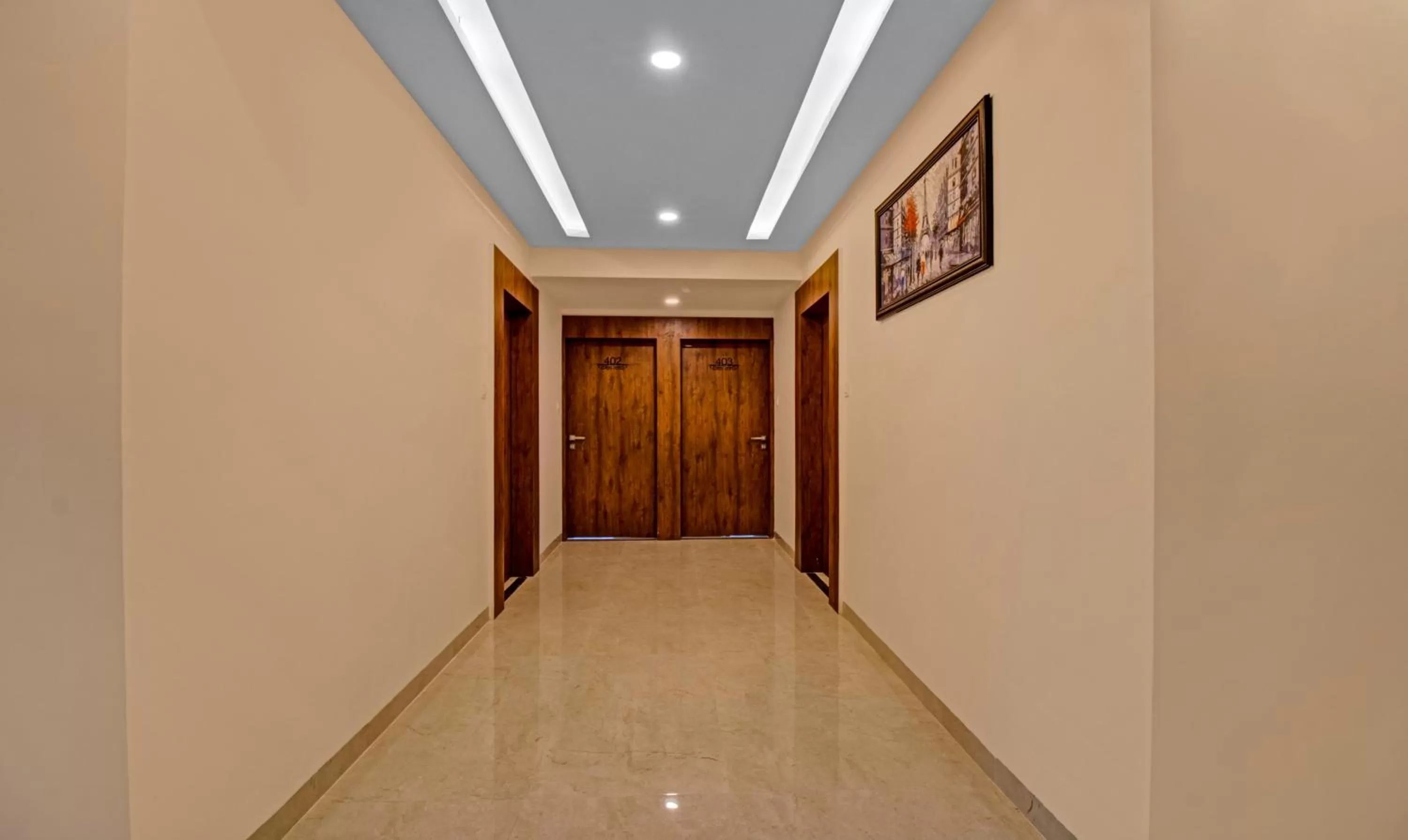 Lobby or reception in Treebo Chandraprasth Residency