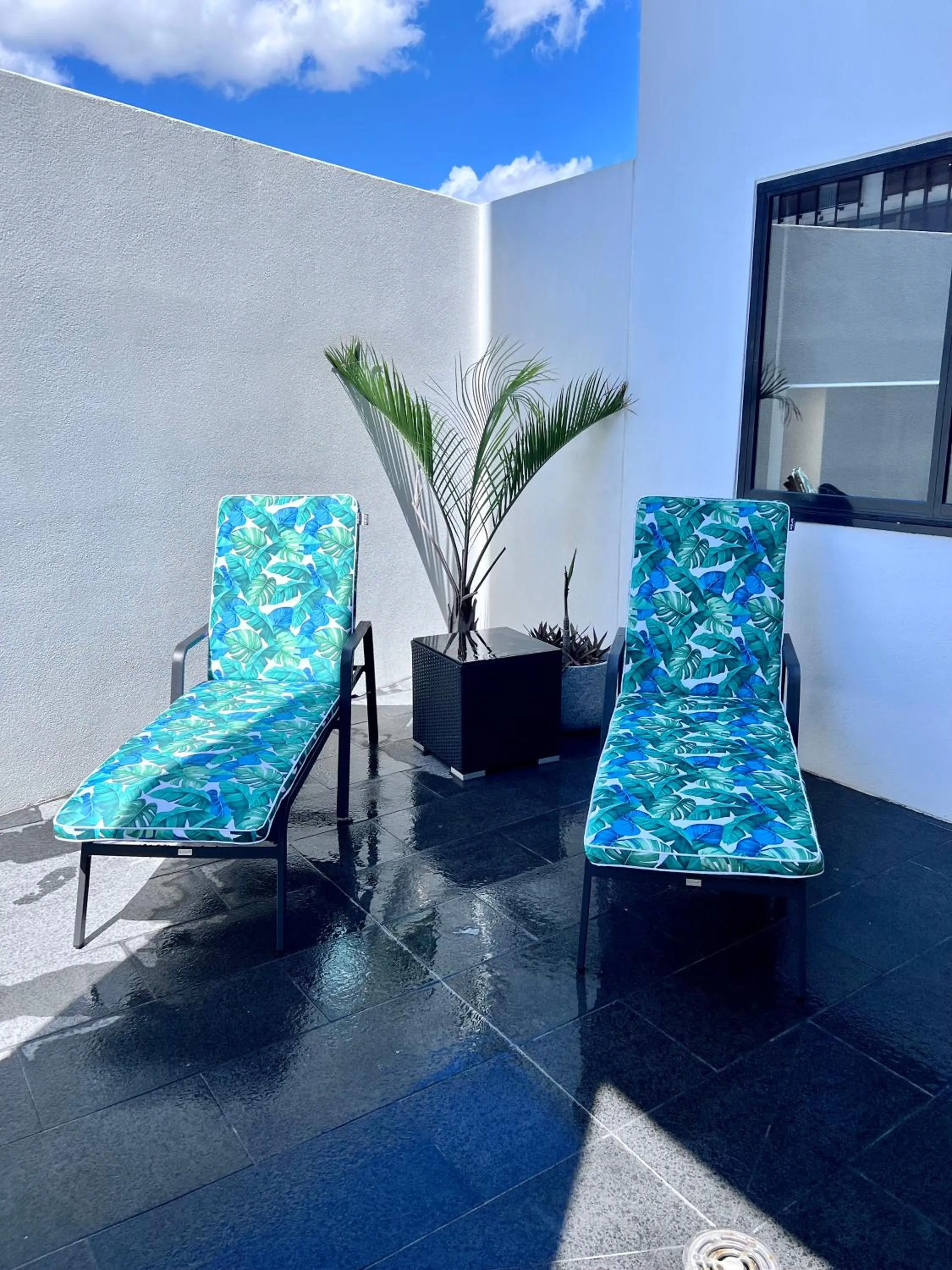 Swimming pool in Q Resorts Paddington