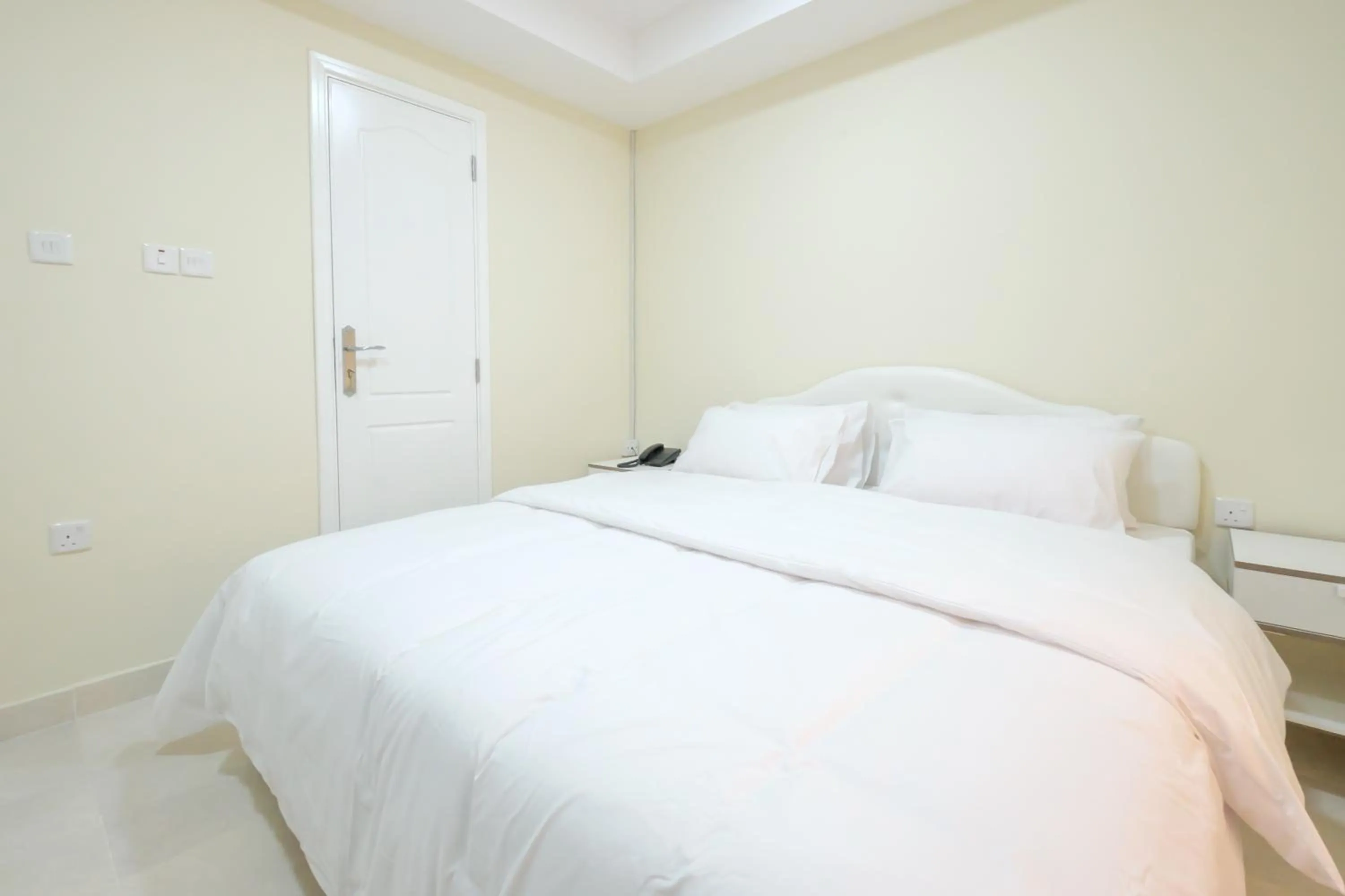 Bed in Al Jisr Hotel