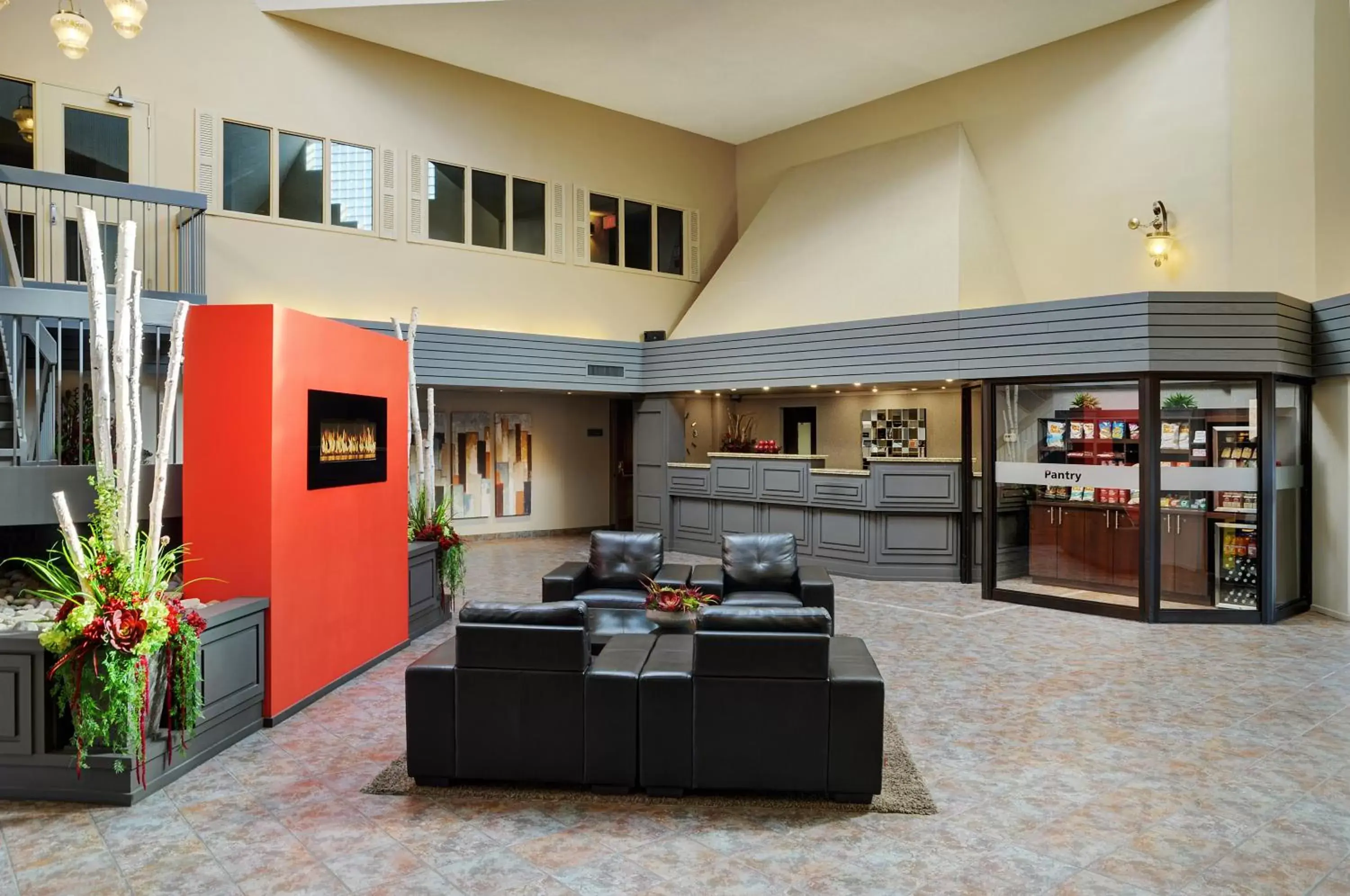 Lobby or reception in Travelway Inn Sudbury