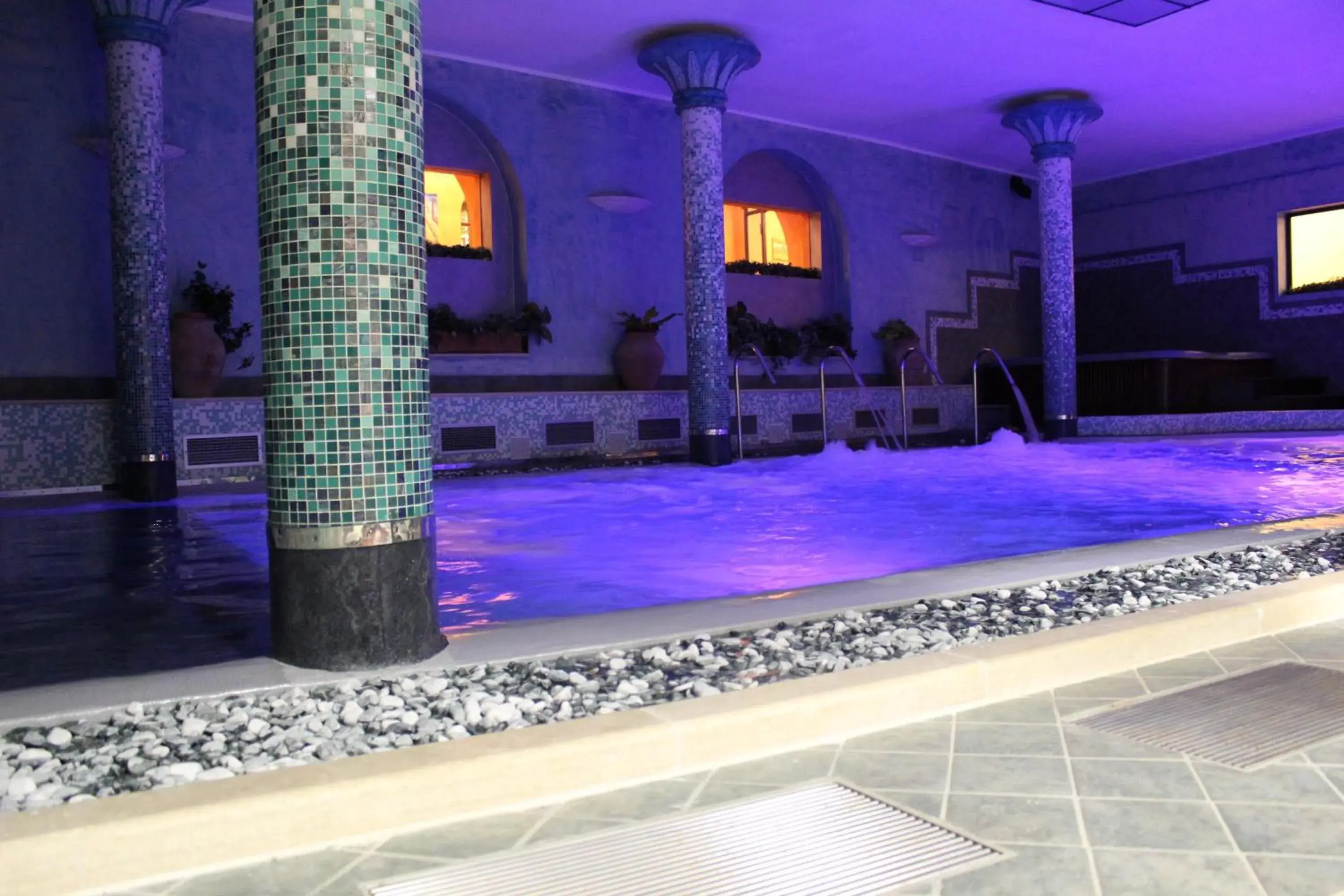 Spa and wellness centre/facilities, Swimming Pool in Casanova - Wellness Center La Grotta Etrusca