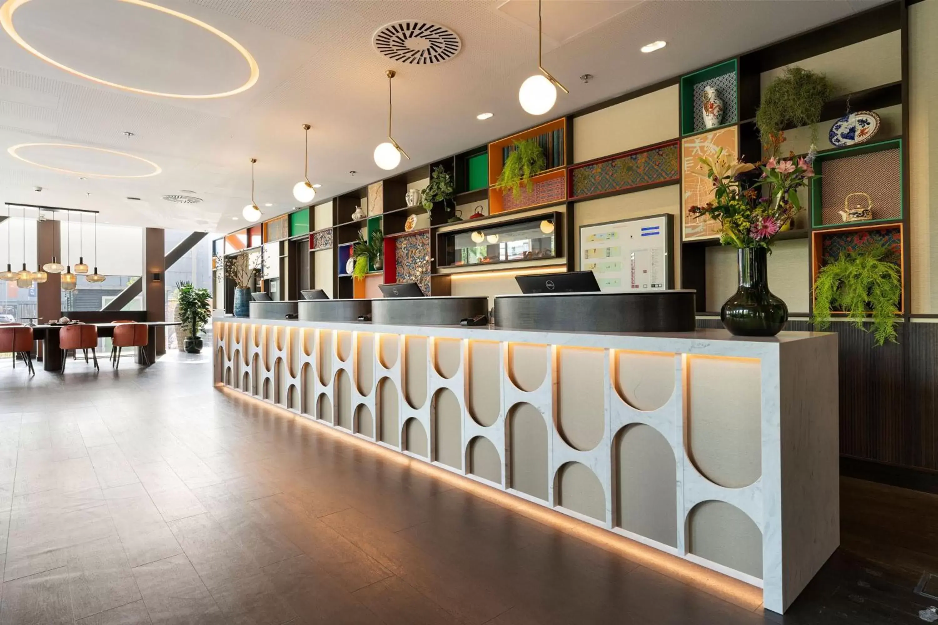 Lobby or reception, Lounge/Bar in Corendon Amsterdam New-West, a Tribute Portfolio Hotel
