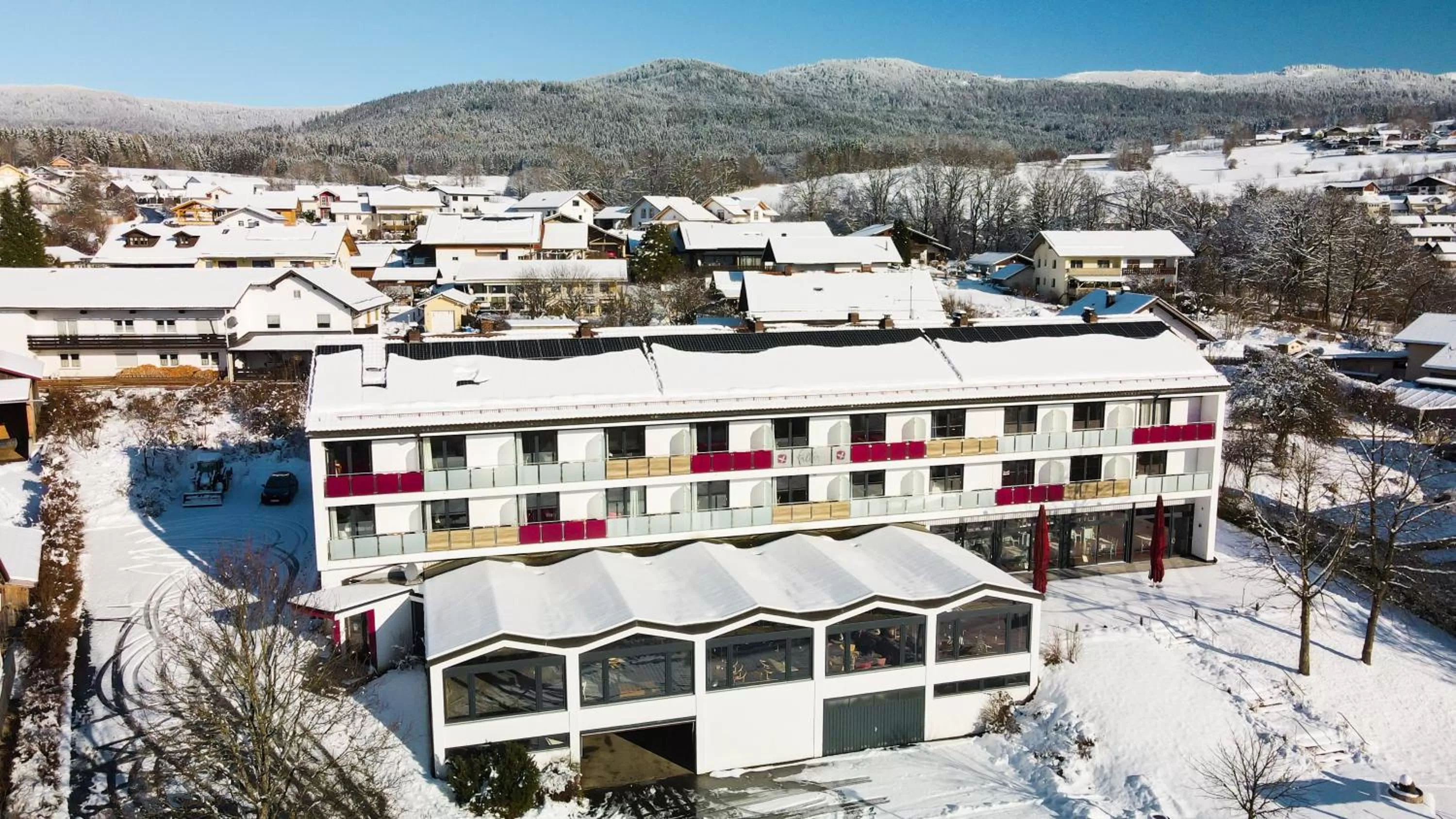 Property building in Rock&Chill Hotel Falter