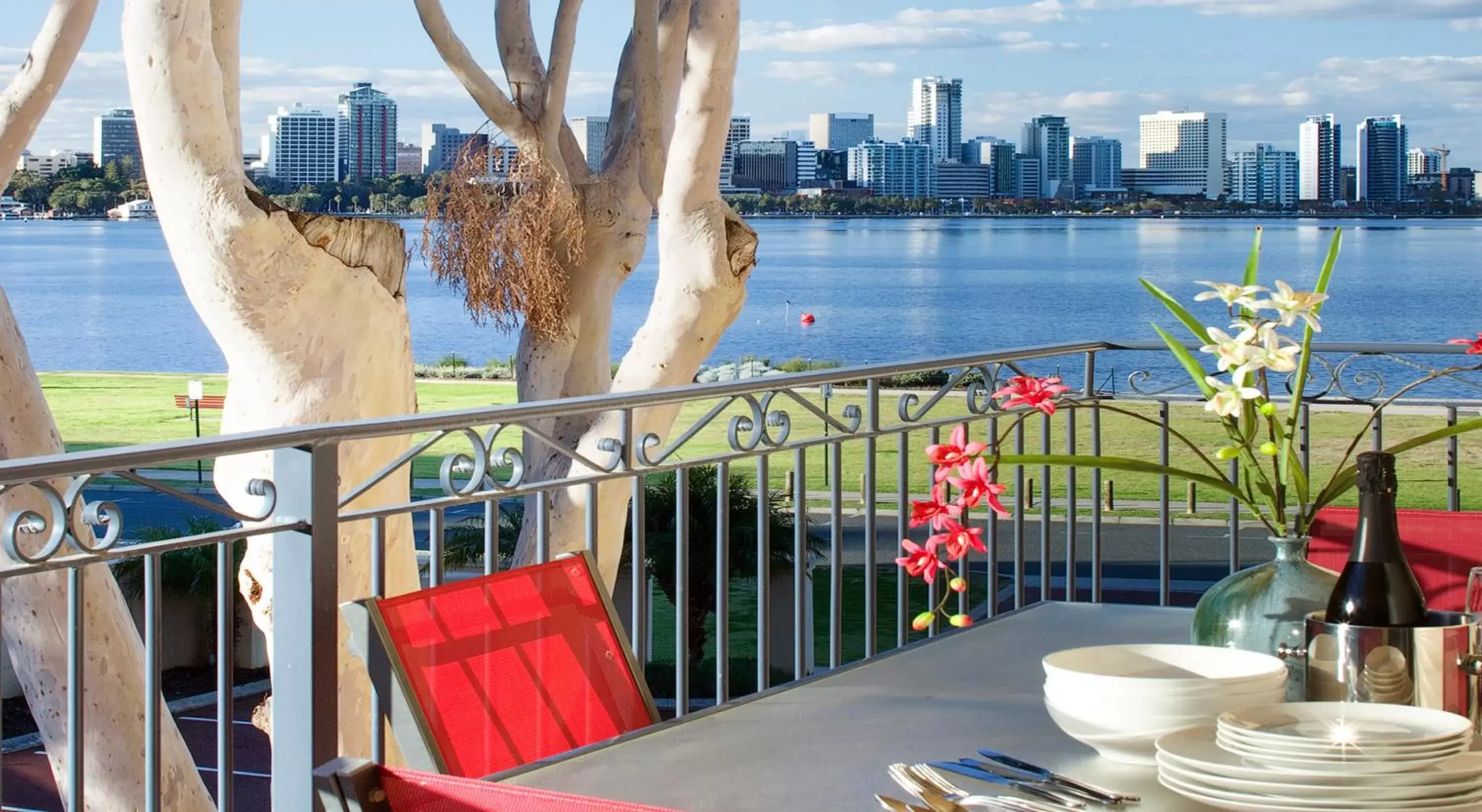 Patio in The Peninsula Riverside Serviced Apartments