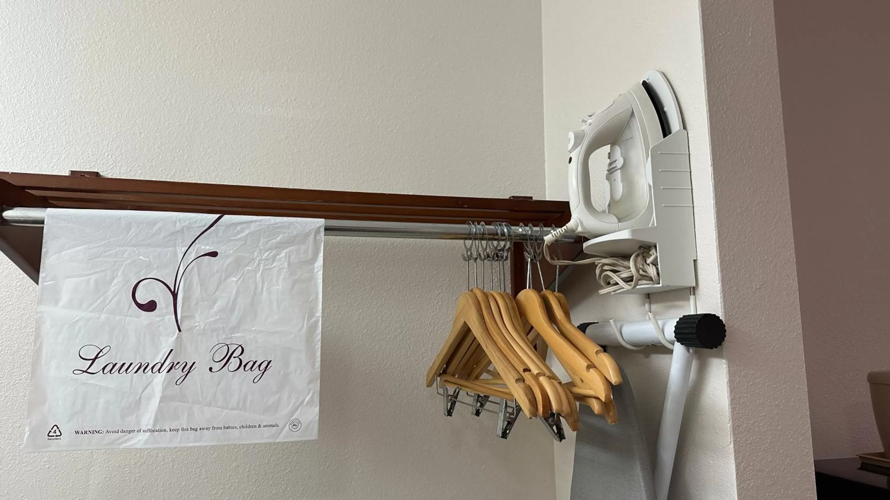 furniture in Carom Inn Denham Springs-BatonRouge