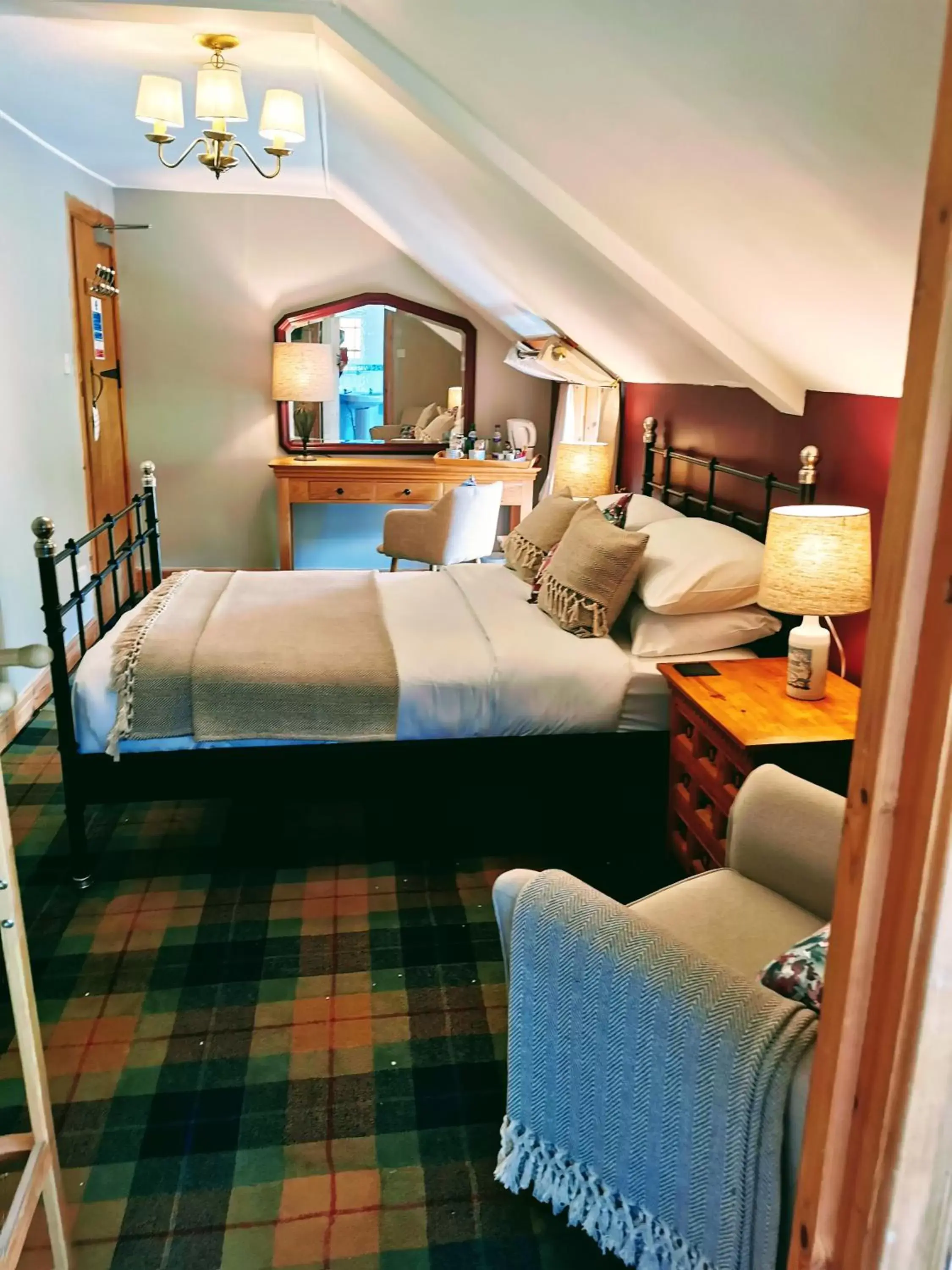 Standard Double Room in Whistlefield Inn