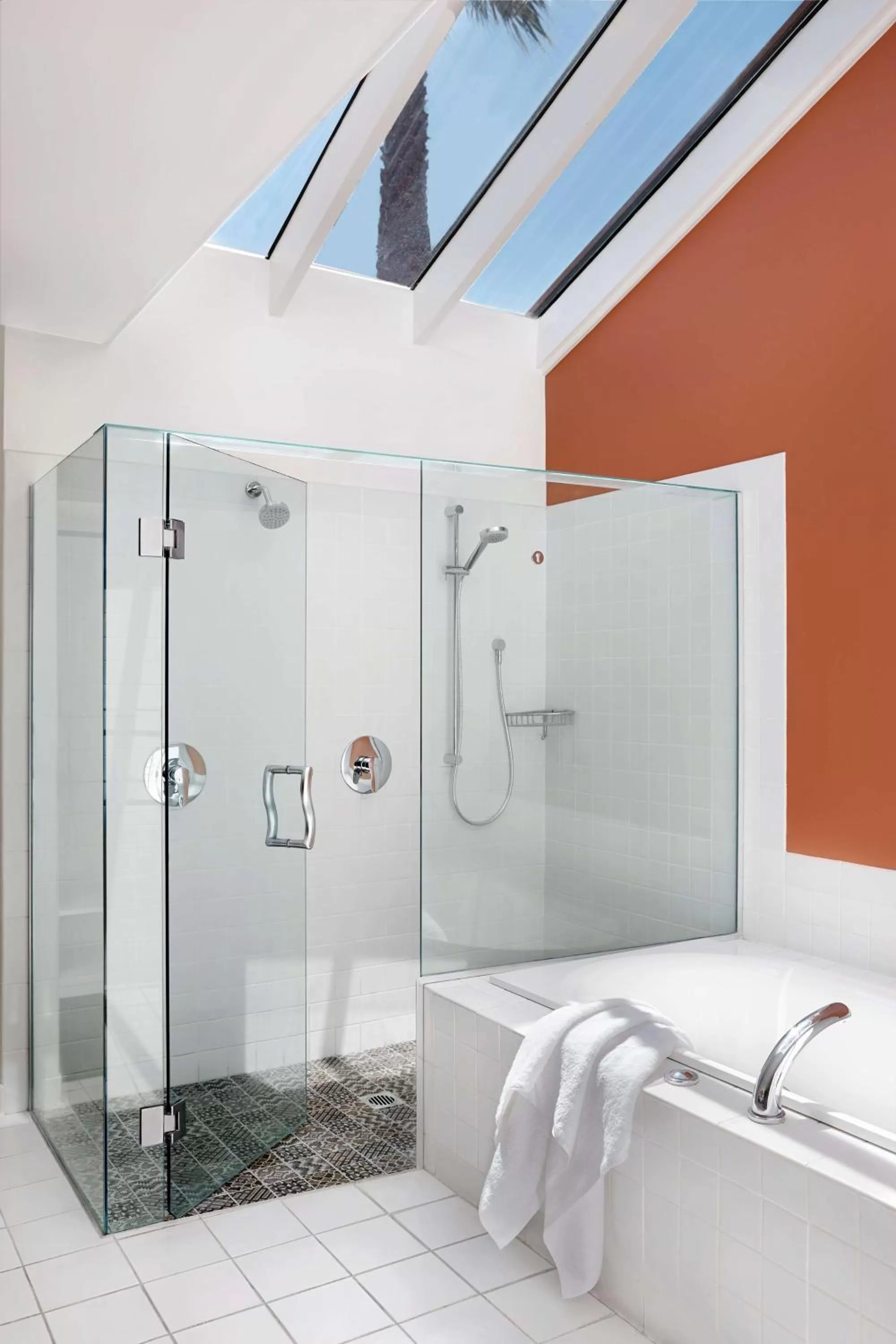 Bathroom in Rydges Formosa Auckland Golf Resort