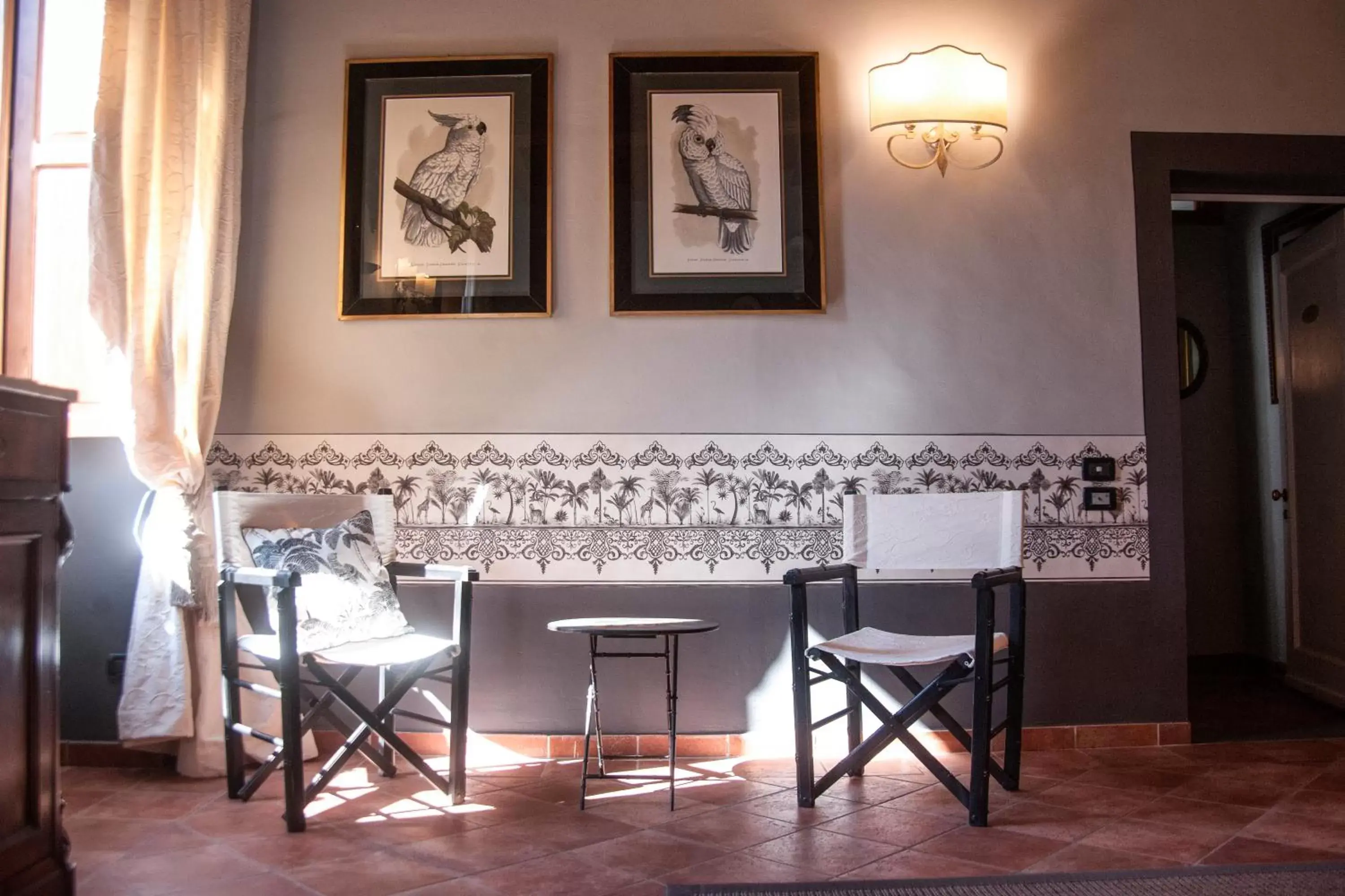 Communal lounge/ TV room, Dining Area in Antica Dimora De' Benci