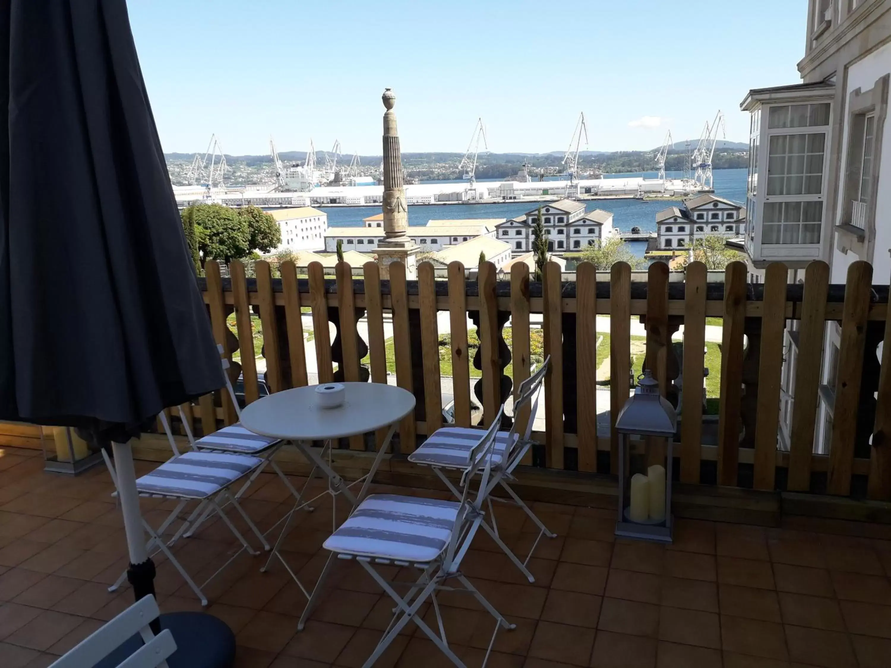 Sea view, Balcony/Terrace in Parador de Ferrol