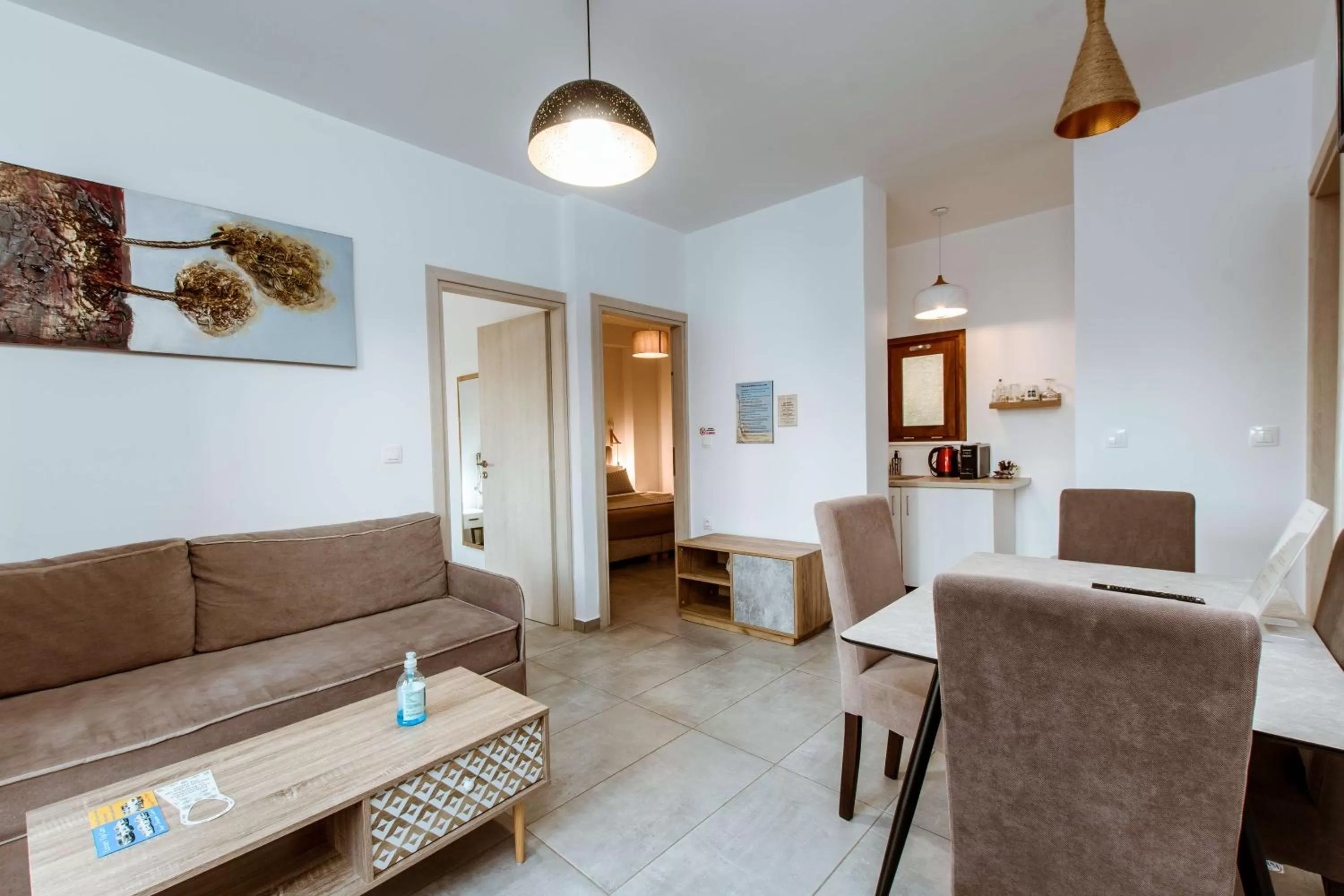 Living room in Deluxe Hotel