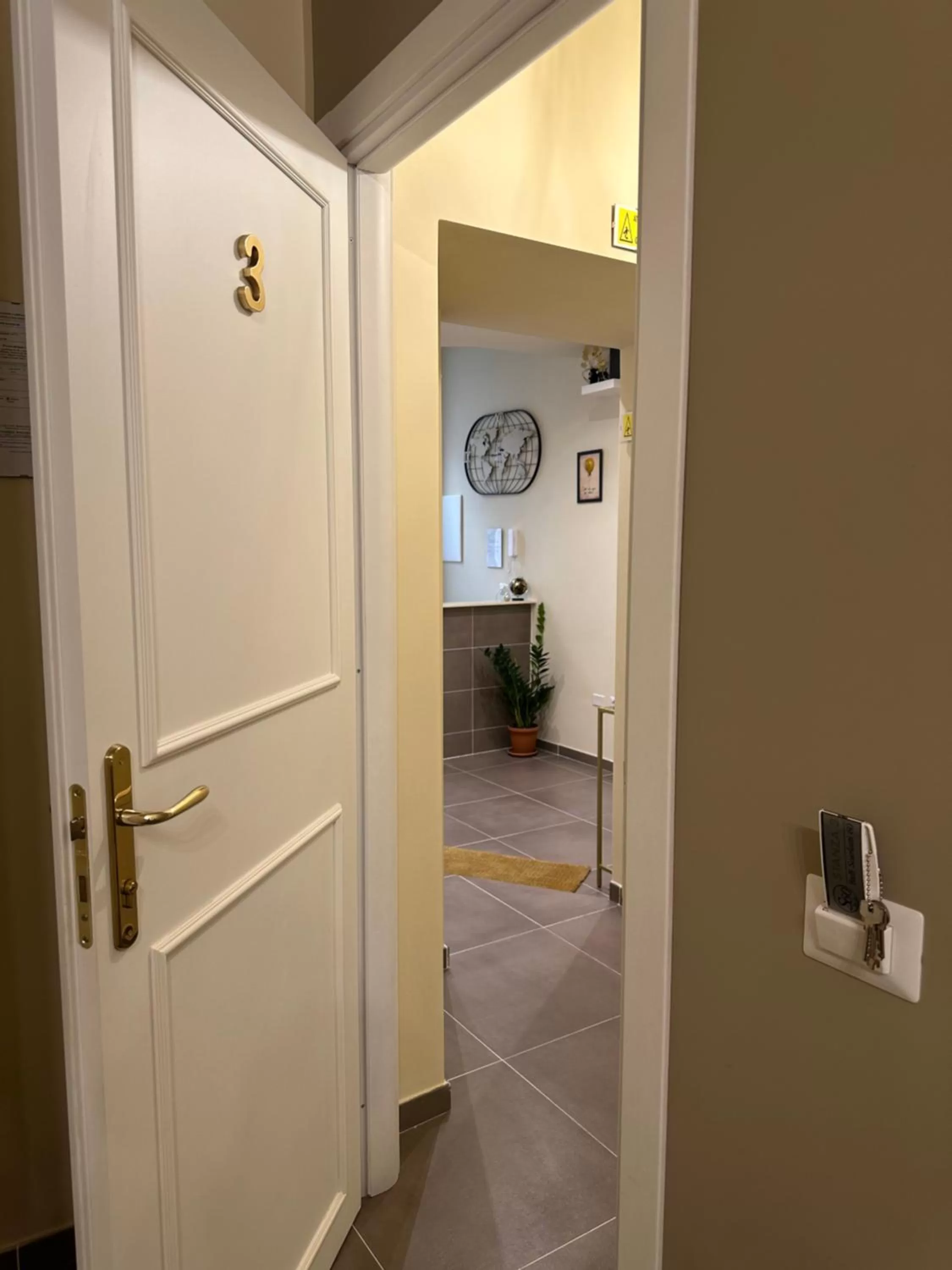 View (from property/room), Bathroom in B&B Scarlatti 60