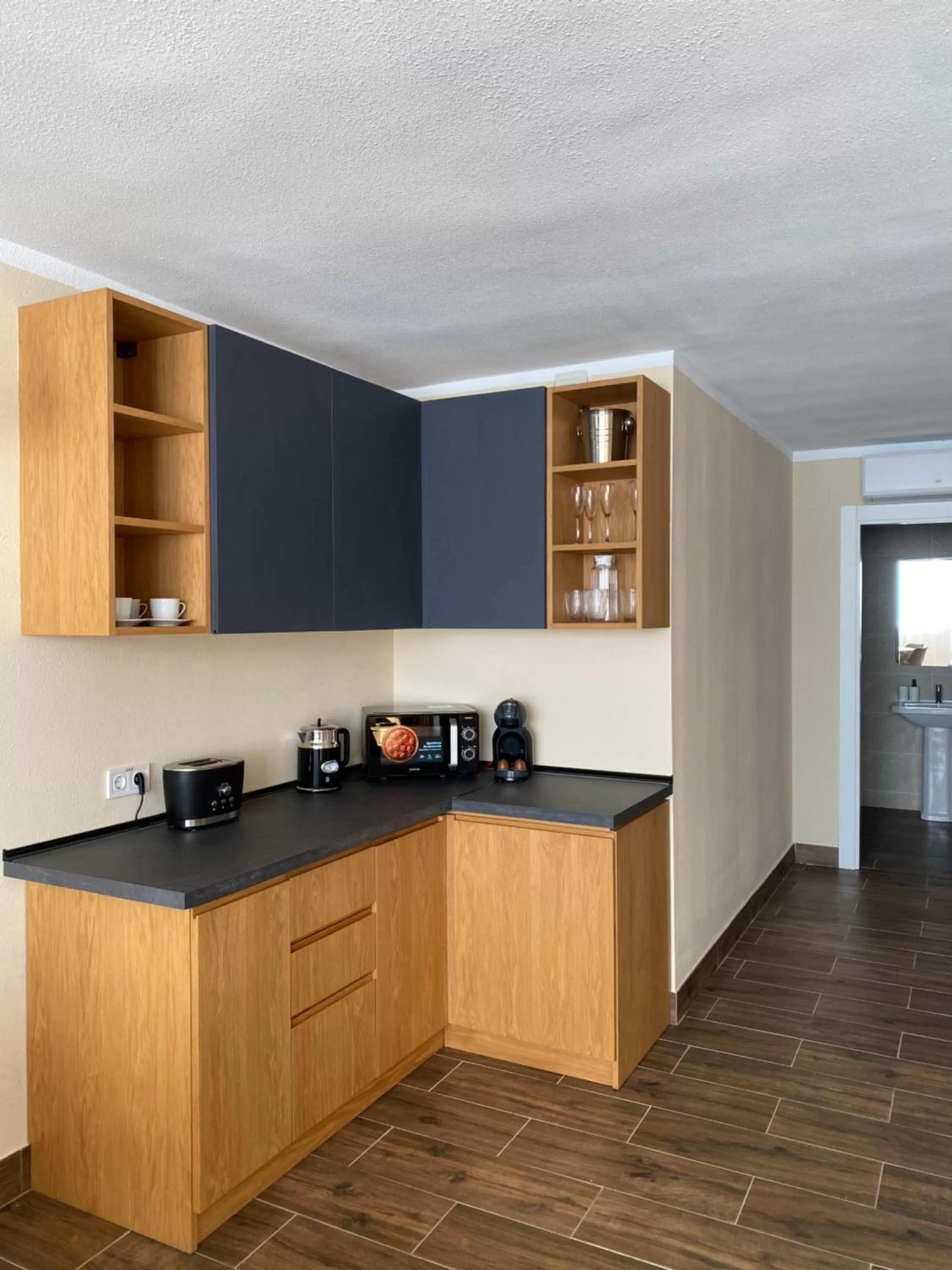 Coffee/tea facilities in El Patio Hostal