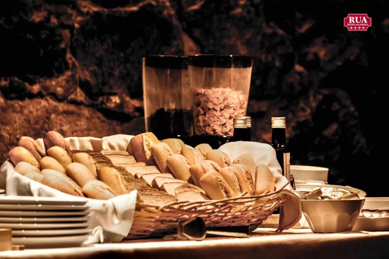 Buffet breakfast in Hotel Rua Salamanca