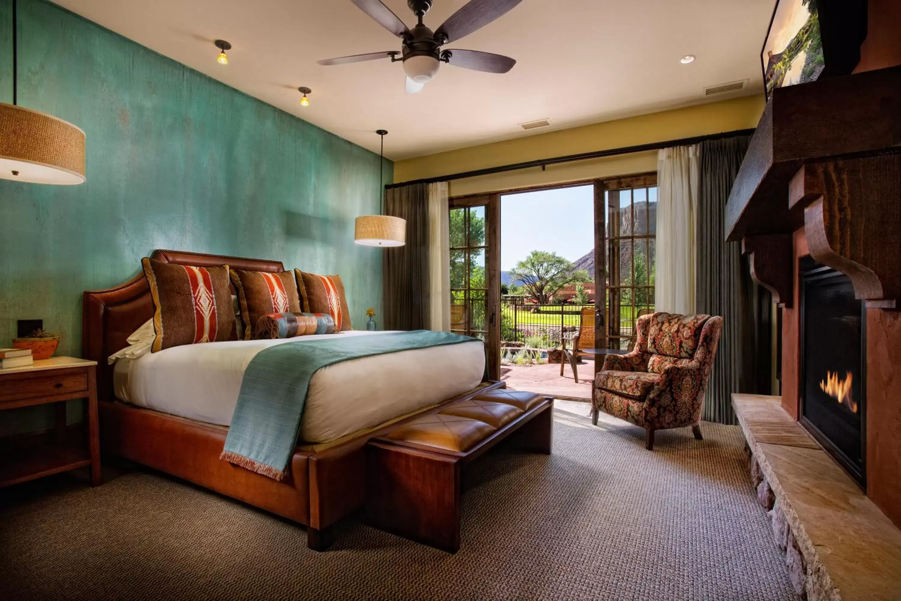 Bed in Gateway Canyons Resort, a Noble House Resort