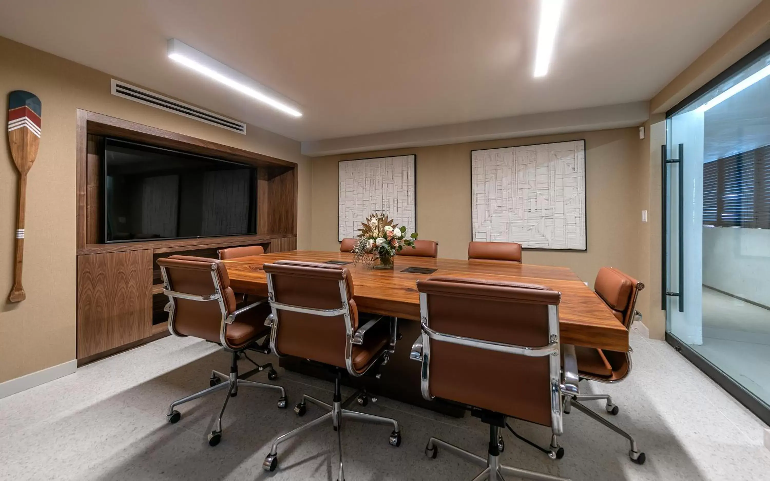 Meeting/conference room in La Jolla Cove Suites