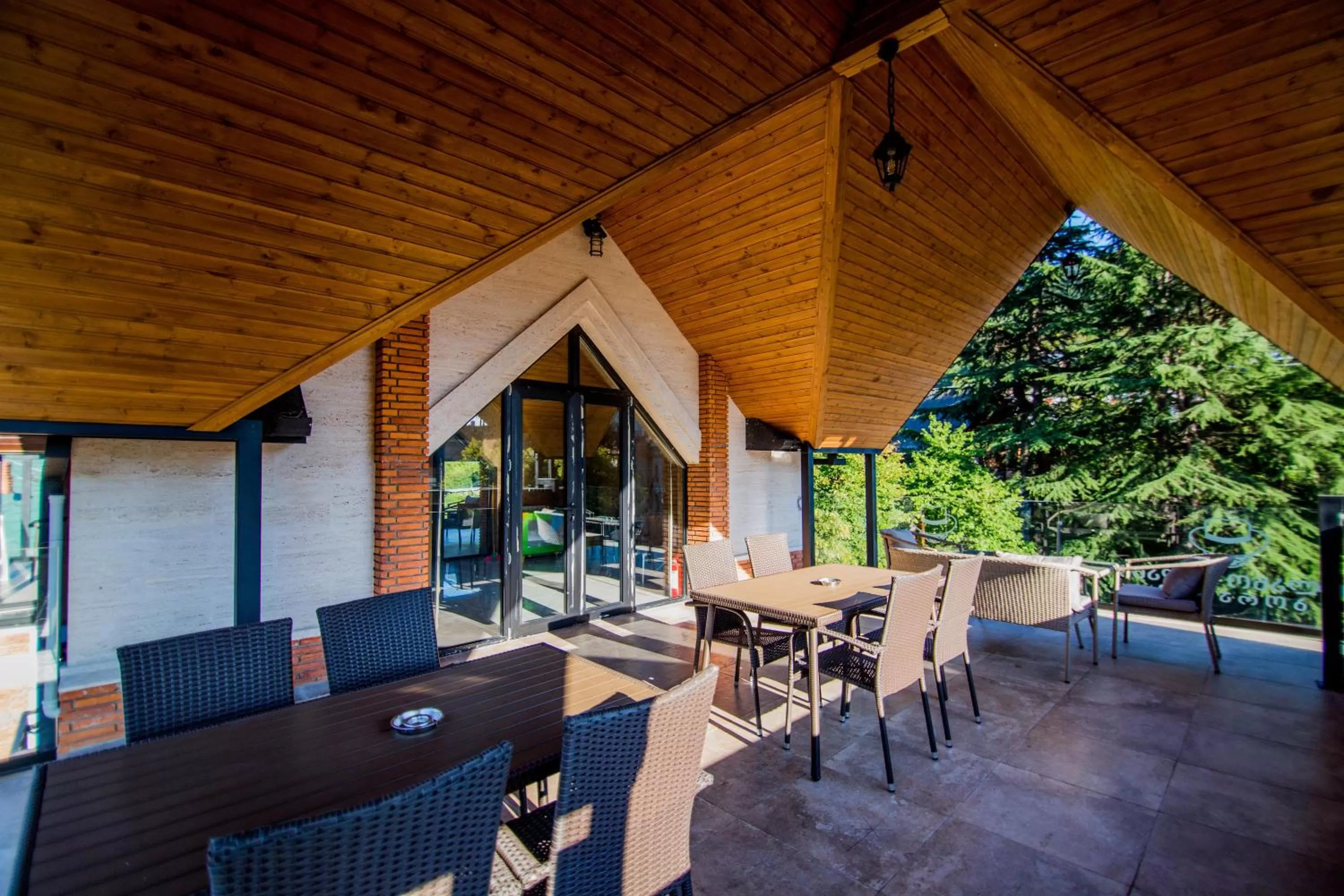 Restaurant/Places to Eat in Milano Palace Borjomi