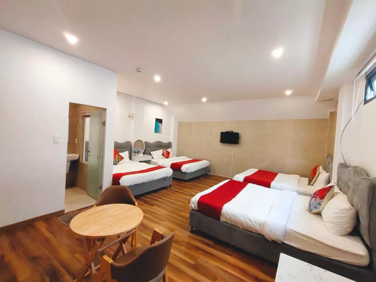 Photo of the whole room, Bed in Ngàn Phố Studio & Love Hotel