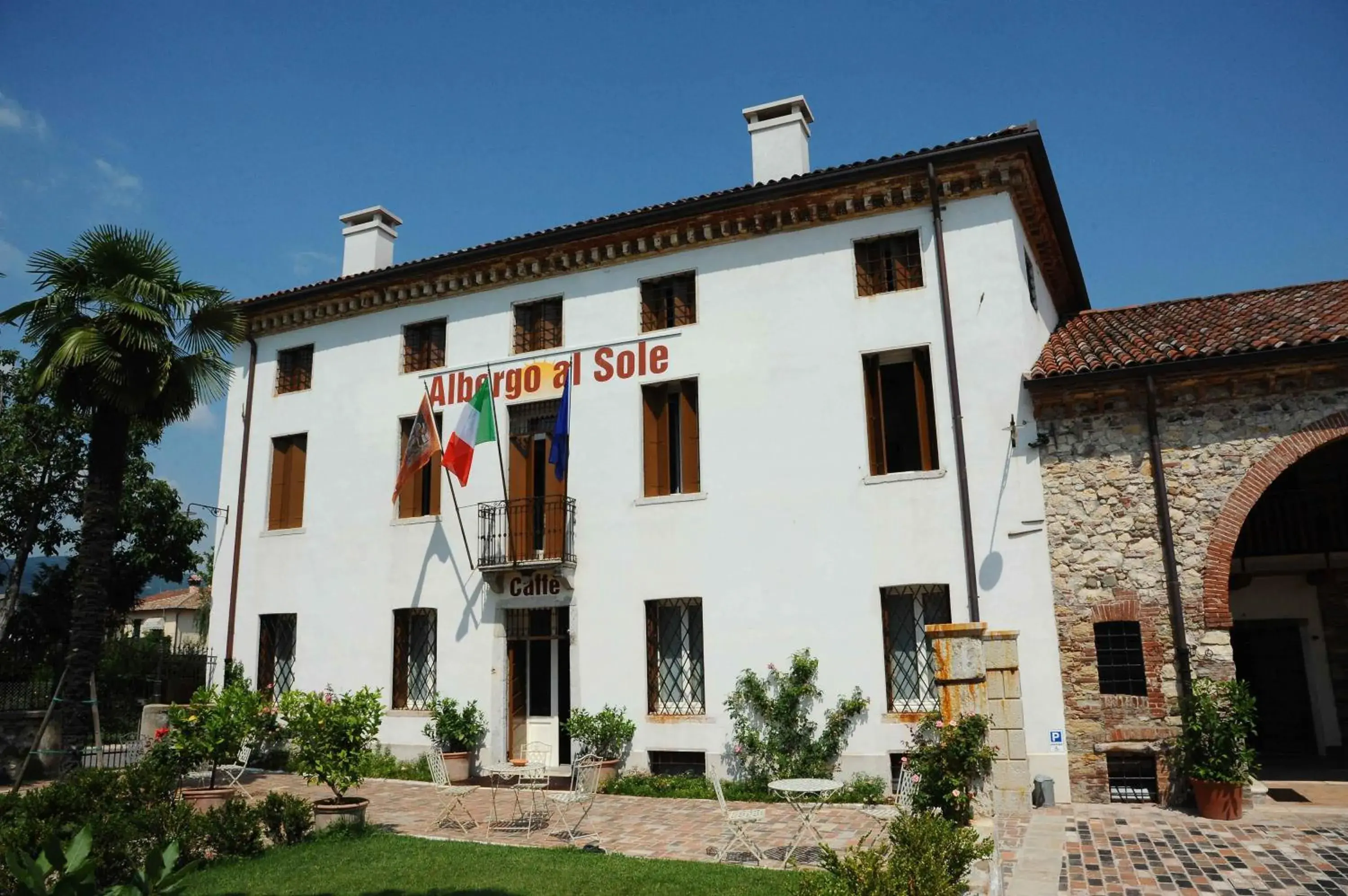 Property Building in Hotel Albergo al Sole