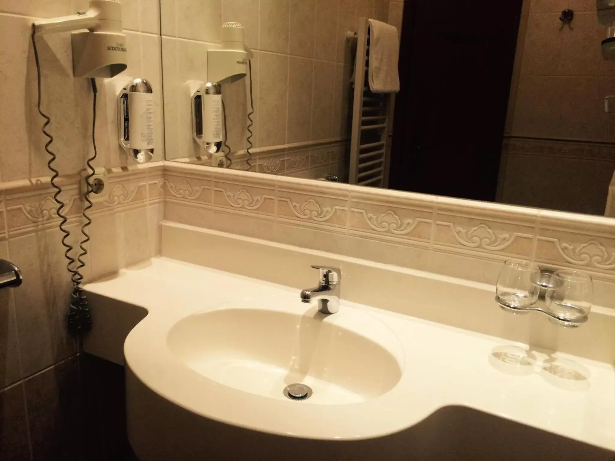 Bathroom in Hotel Goldner Loewe