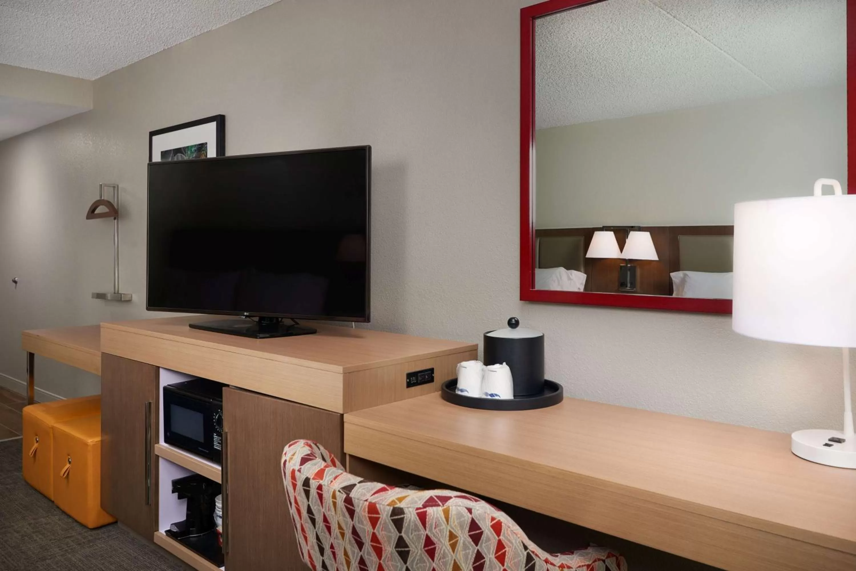 Bed in Hampton Inn Glendale-Peoria