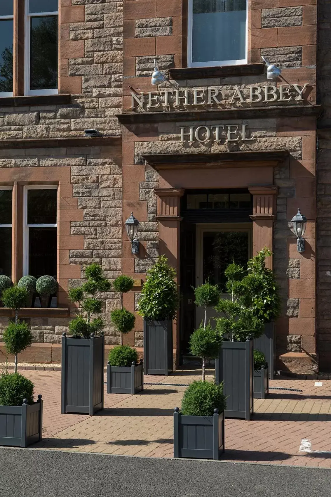 Facade/entrance in Nether Abbey Hotel