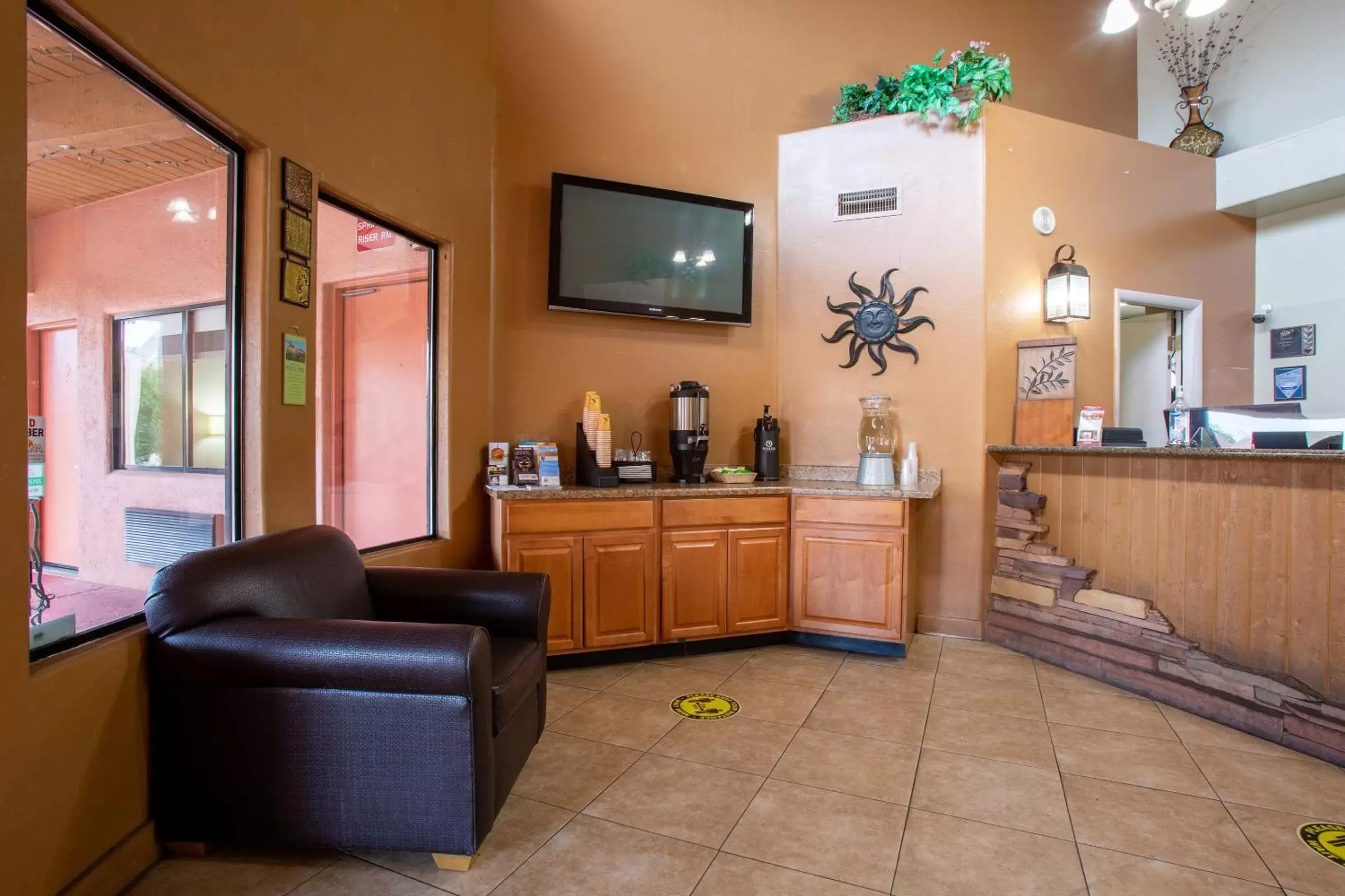 Lobby or reception, Lobby/Reception in Wildflower Inn at Bell Rock