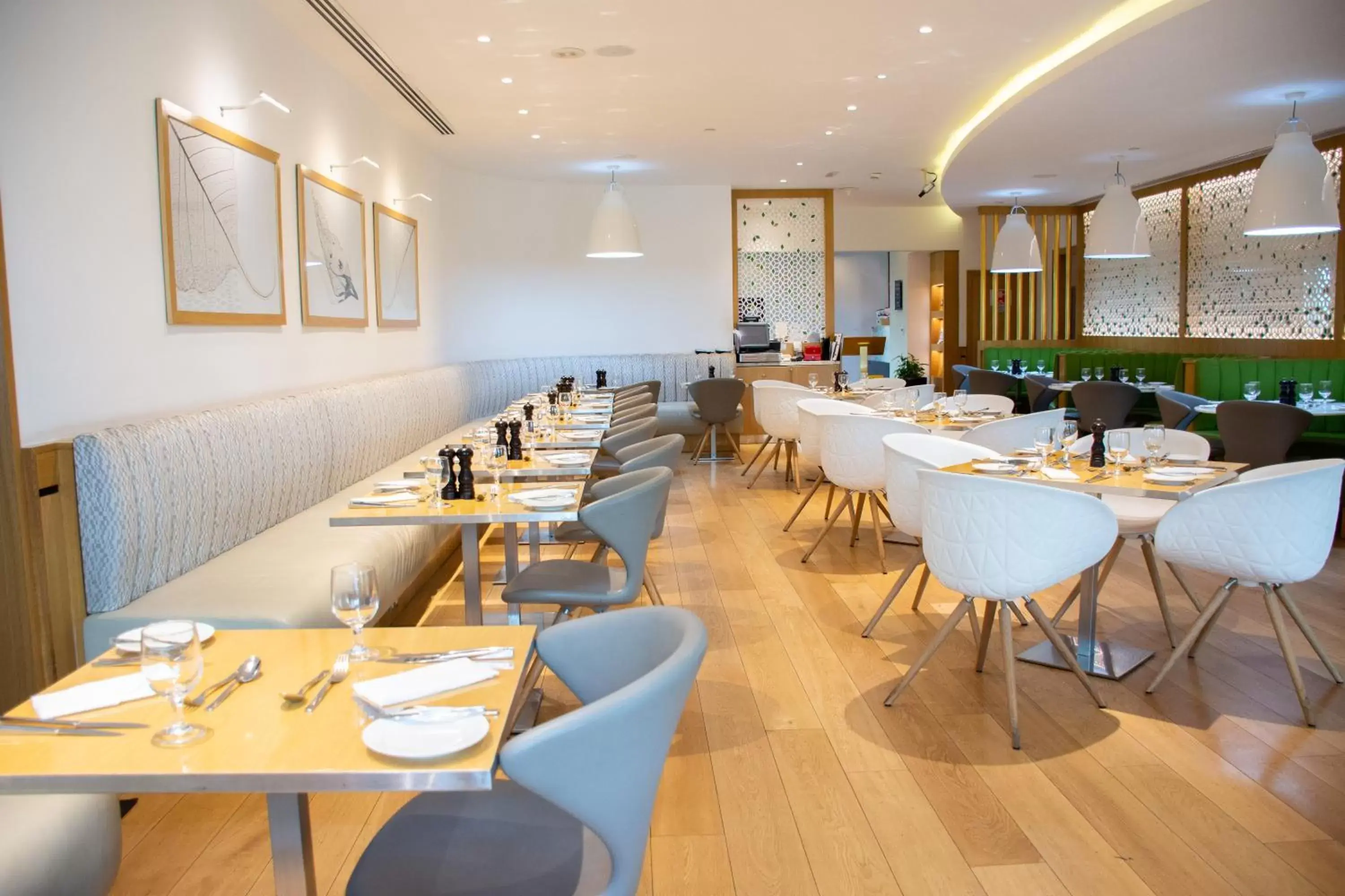 Restaurant/Places to Eat in Premier Inn Dubai Investments Park