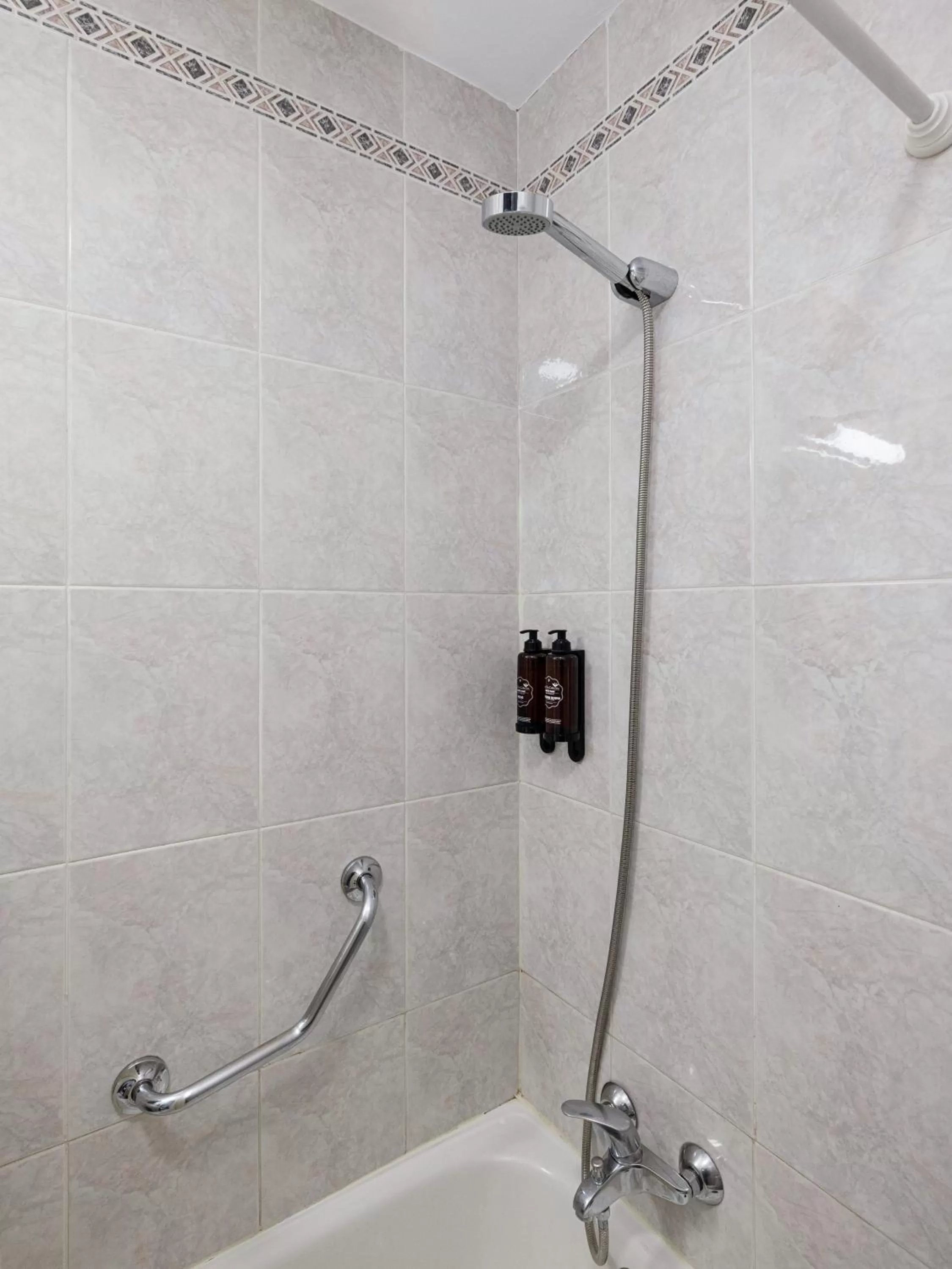 Bathroom in Virgen de los Reyes