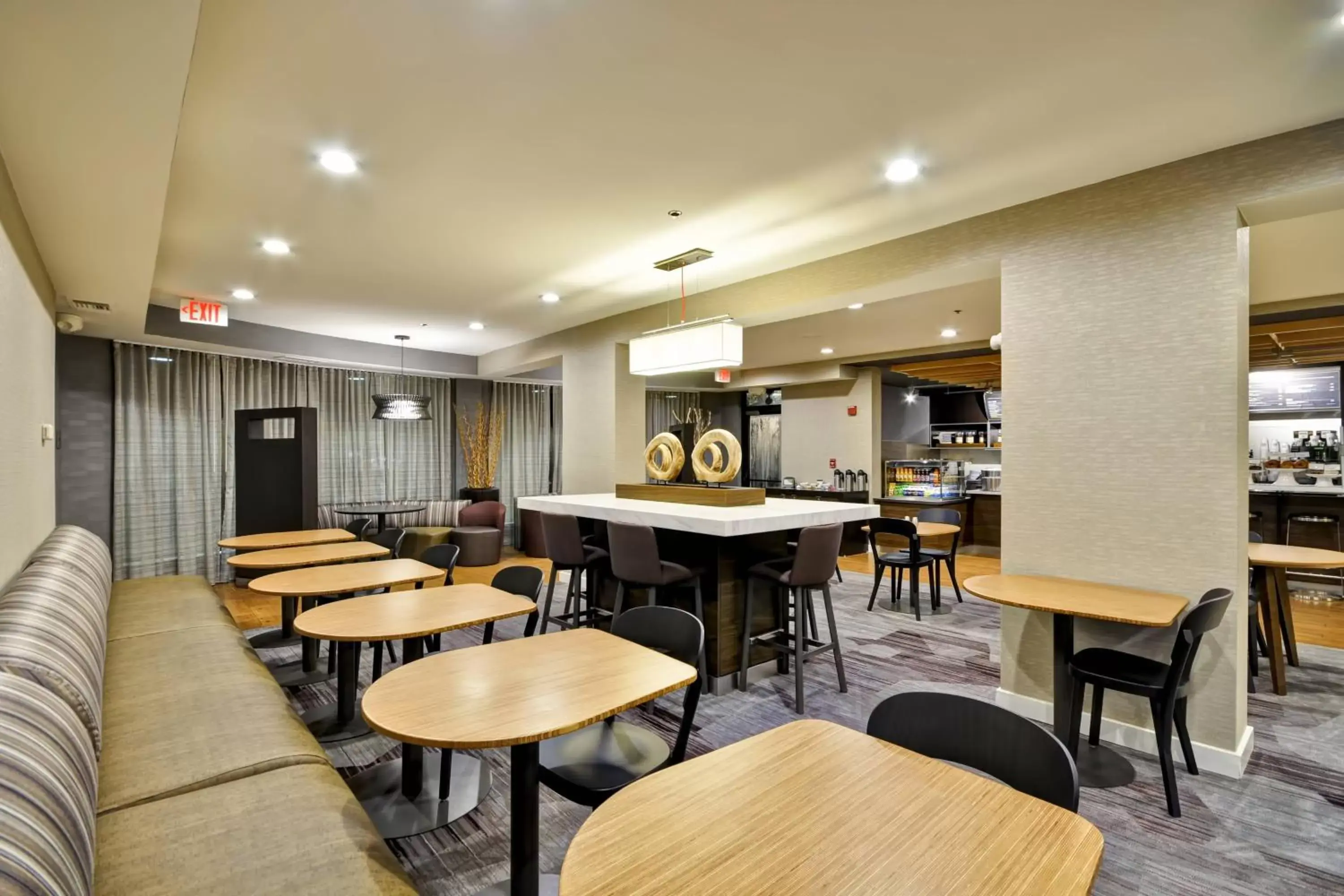 Restaurant/Places to Eat in Courtyard by Marriott Jacksonville Airport/ Northeast