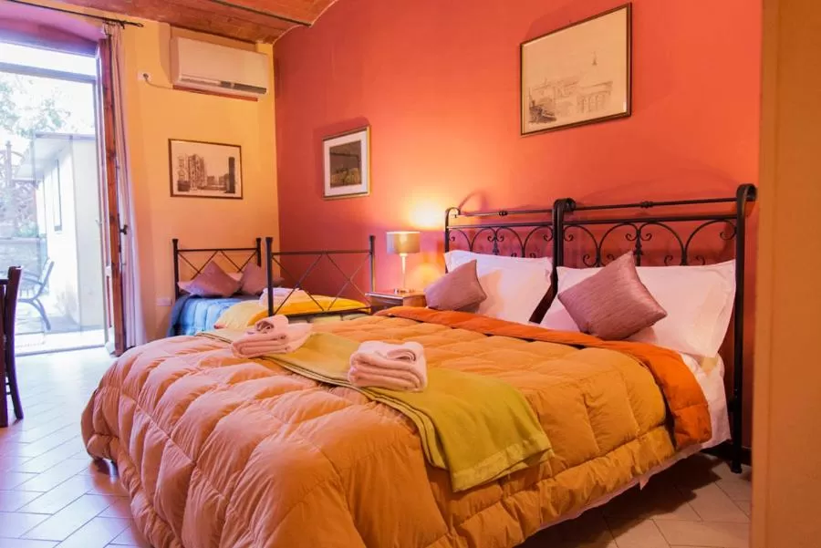 Bed in Florence Decamerone B&B