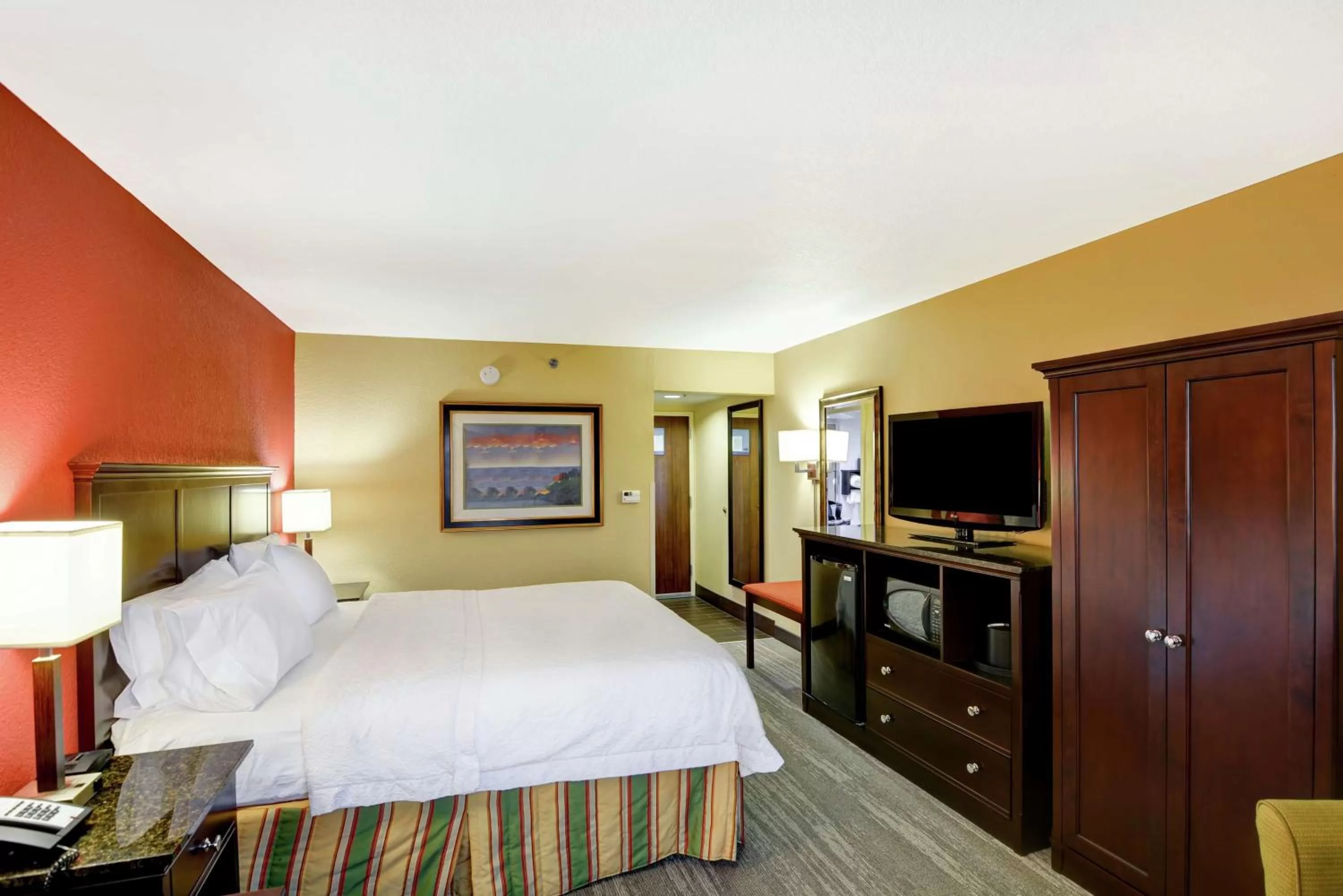 Bedroom, Bed in Hampton Inn Mobile/East Bay