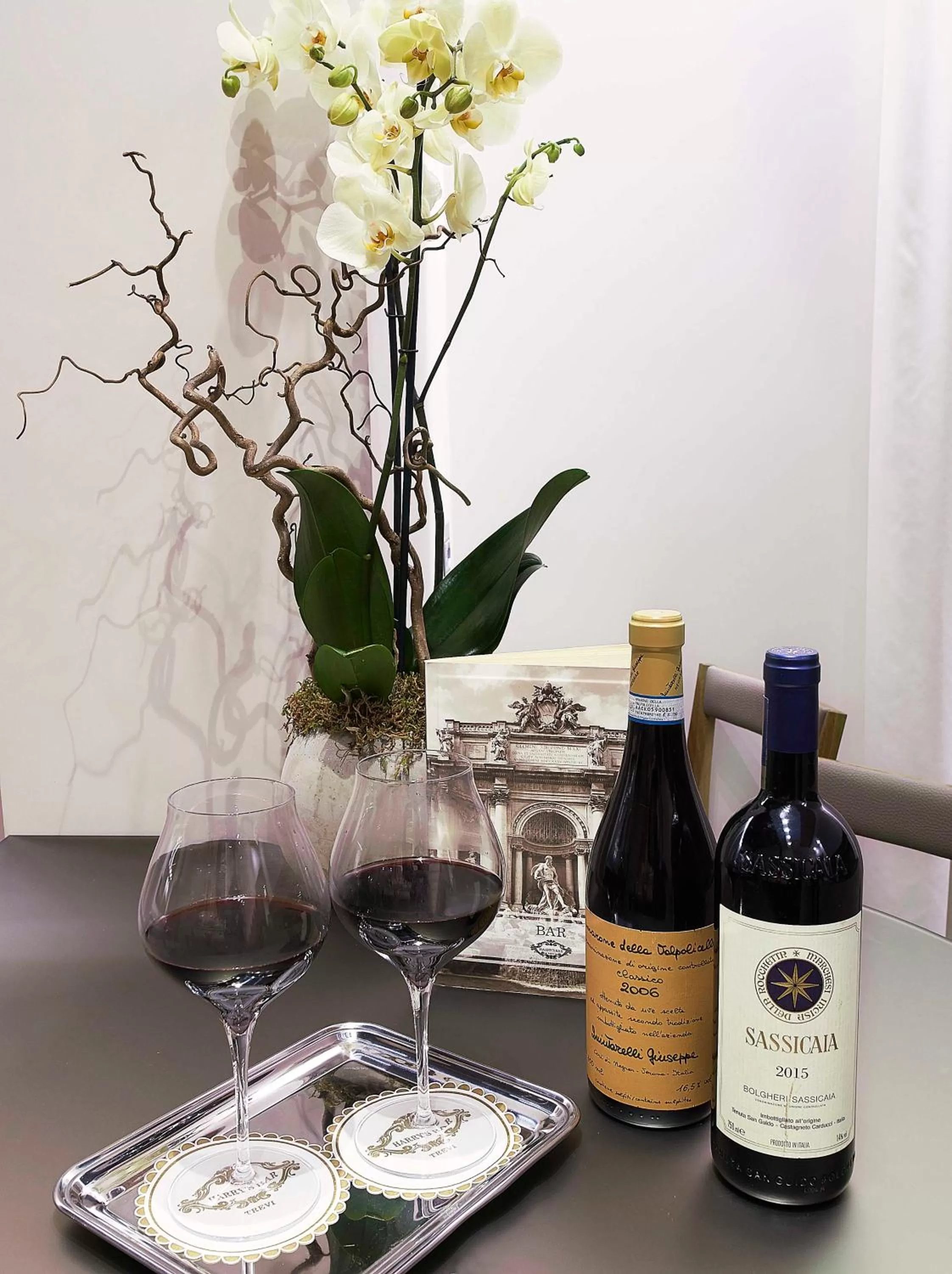 Lounge or bar in Harry's Bar Trevi Hotel & Restaurant