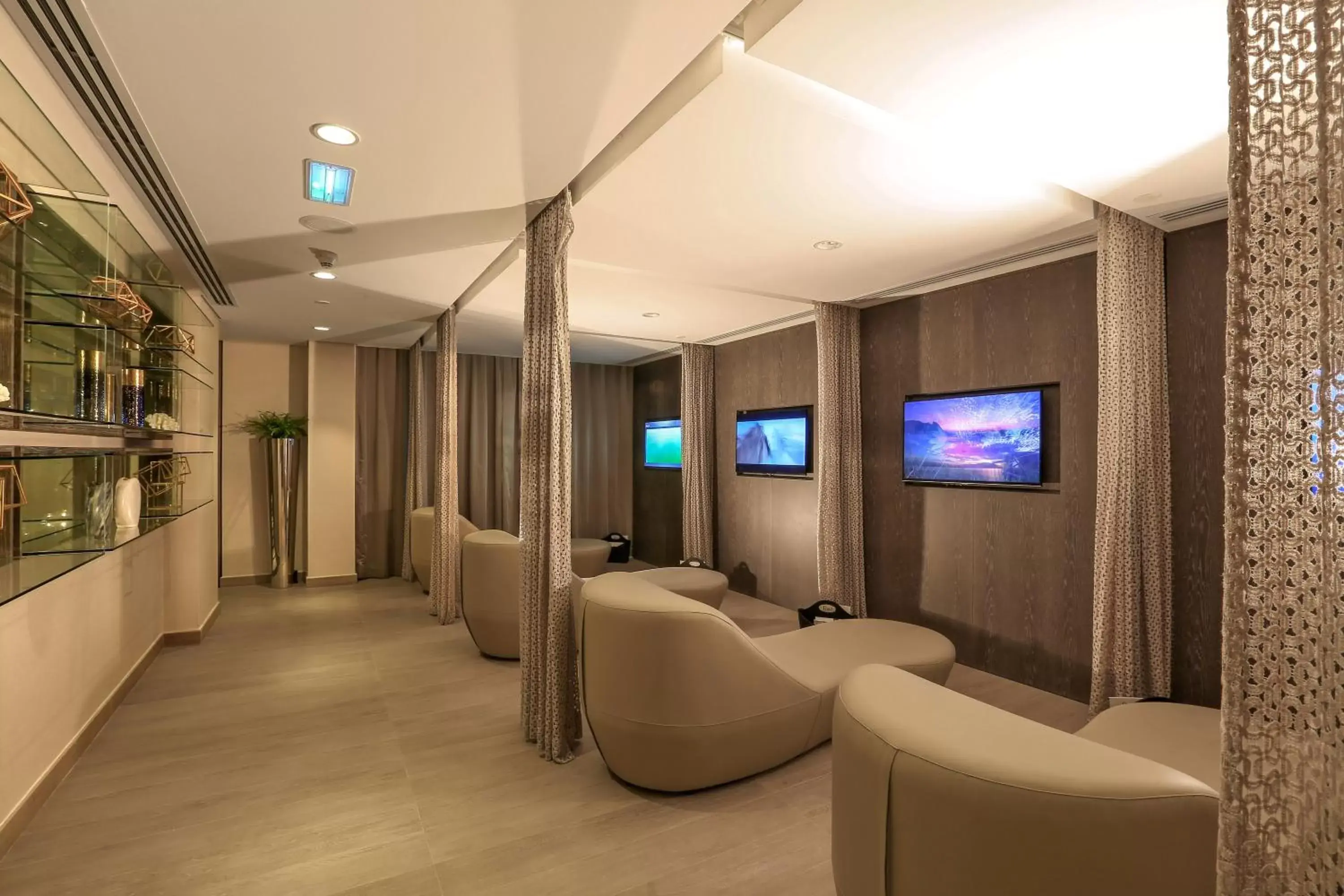 Massage, Seating Area in Al Maha Arjaan by Rotana