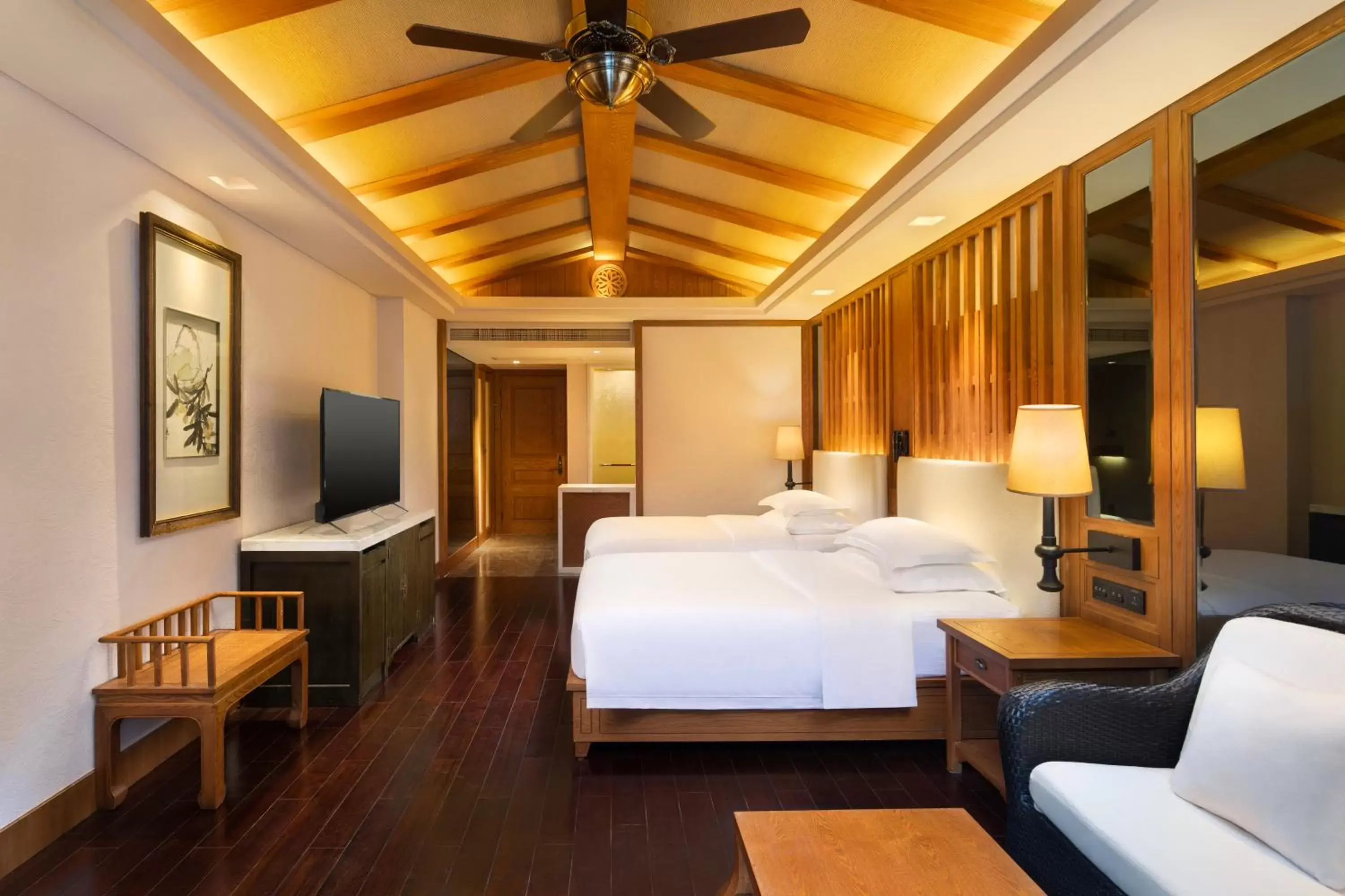 Bed in Hilton Sanqingshan Resort