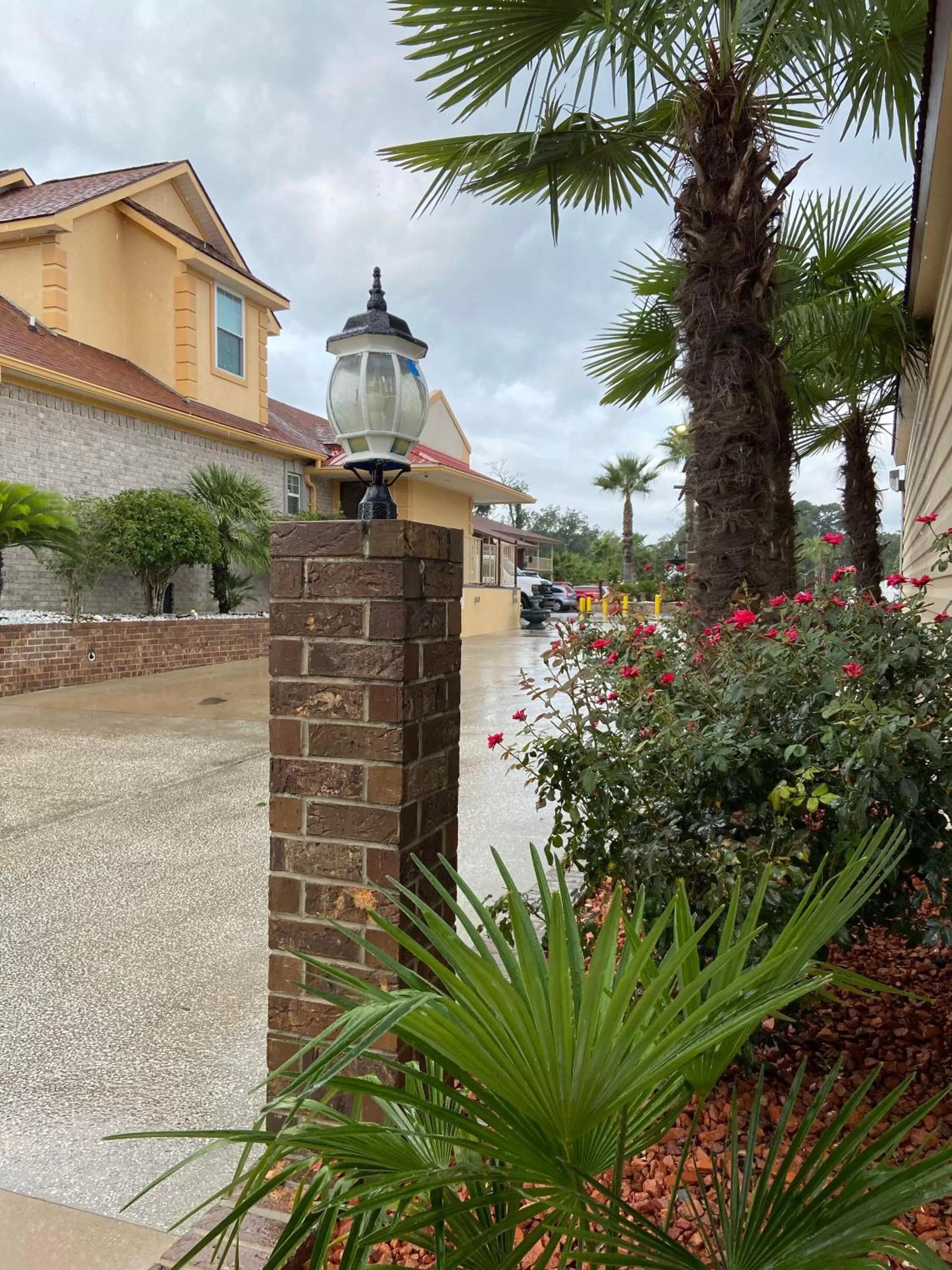 Savannah Inn and Suites Savannah Port Area