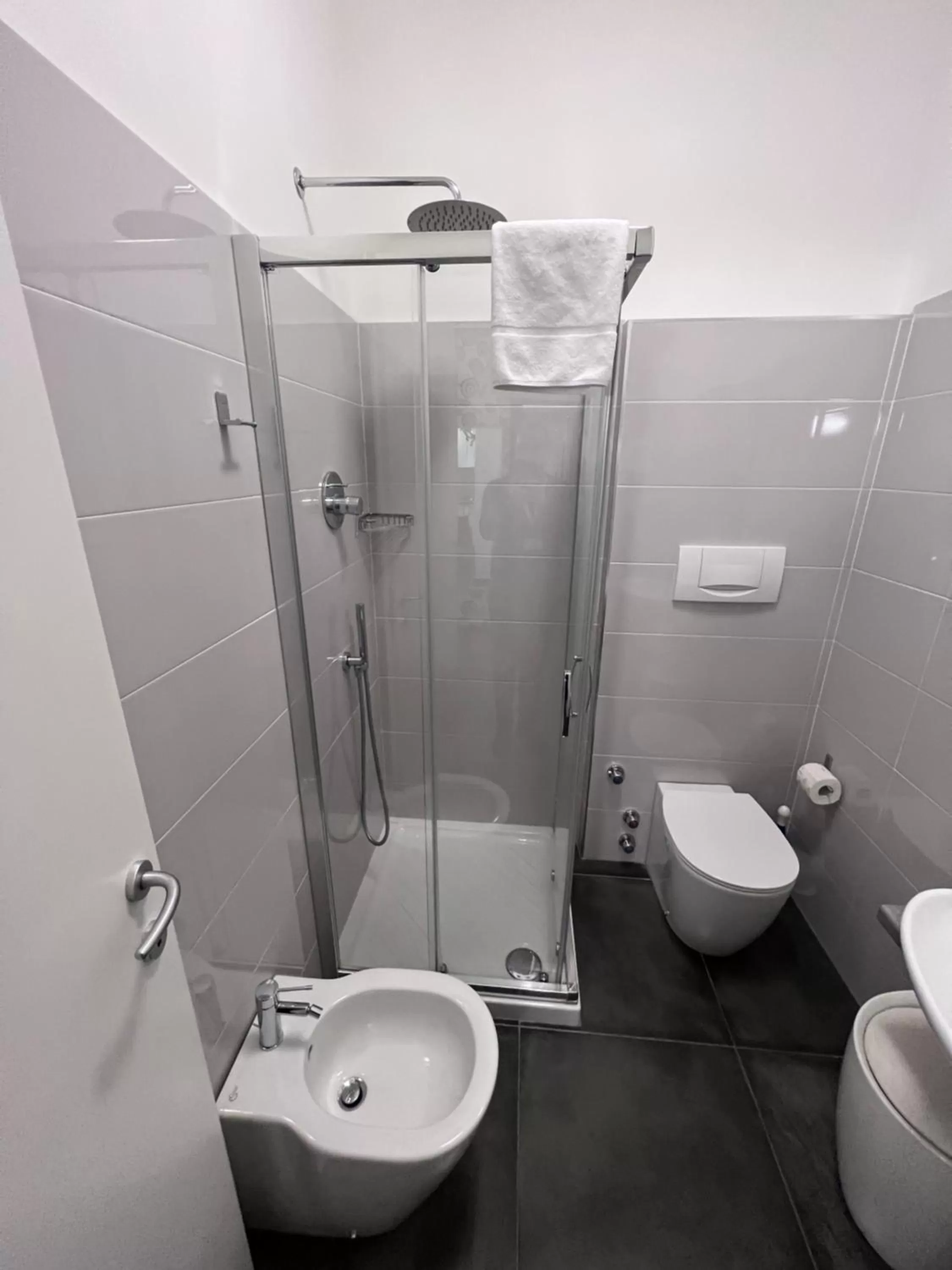 Shower in Residence Star