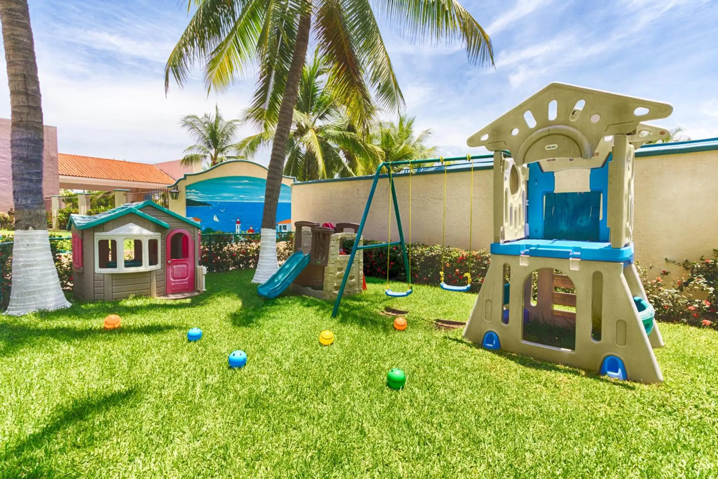 Day, Children's Play Area in Posada Real Ixtapa