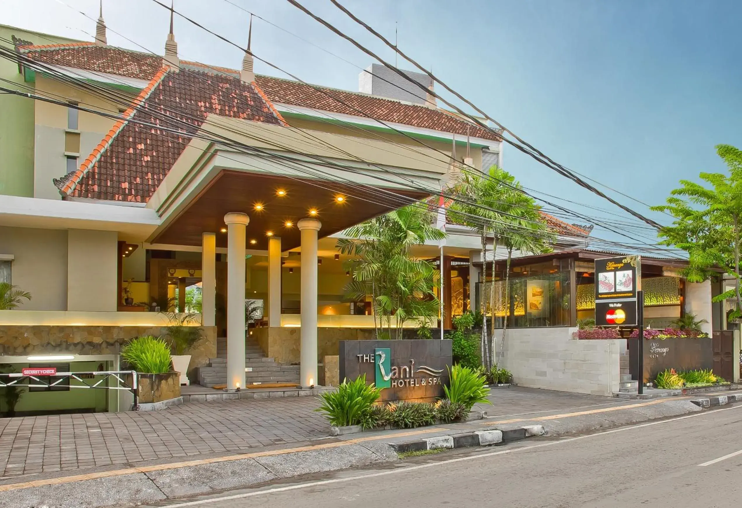 Facade/entrance, Property Building in The Rani Hotel & Spa