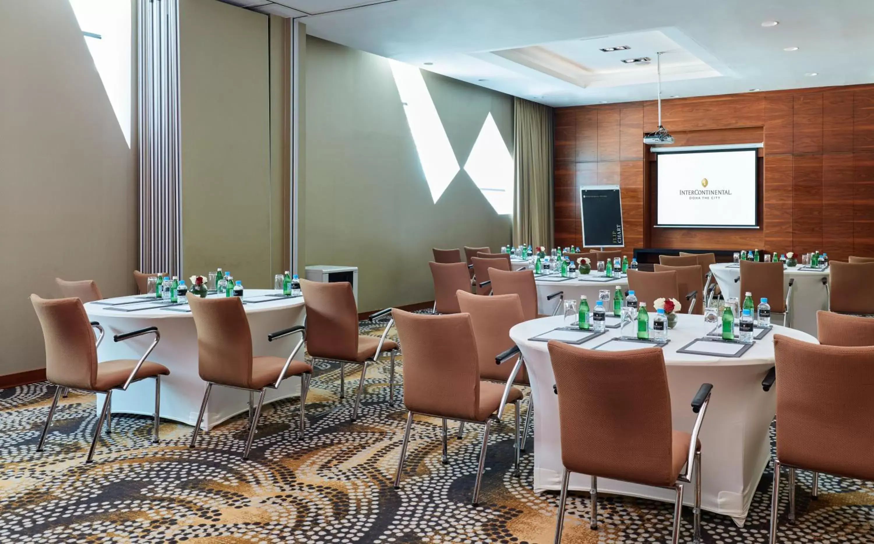 Meeting/conference room in InterContinental Doha The City, an IHG Hotel
