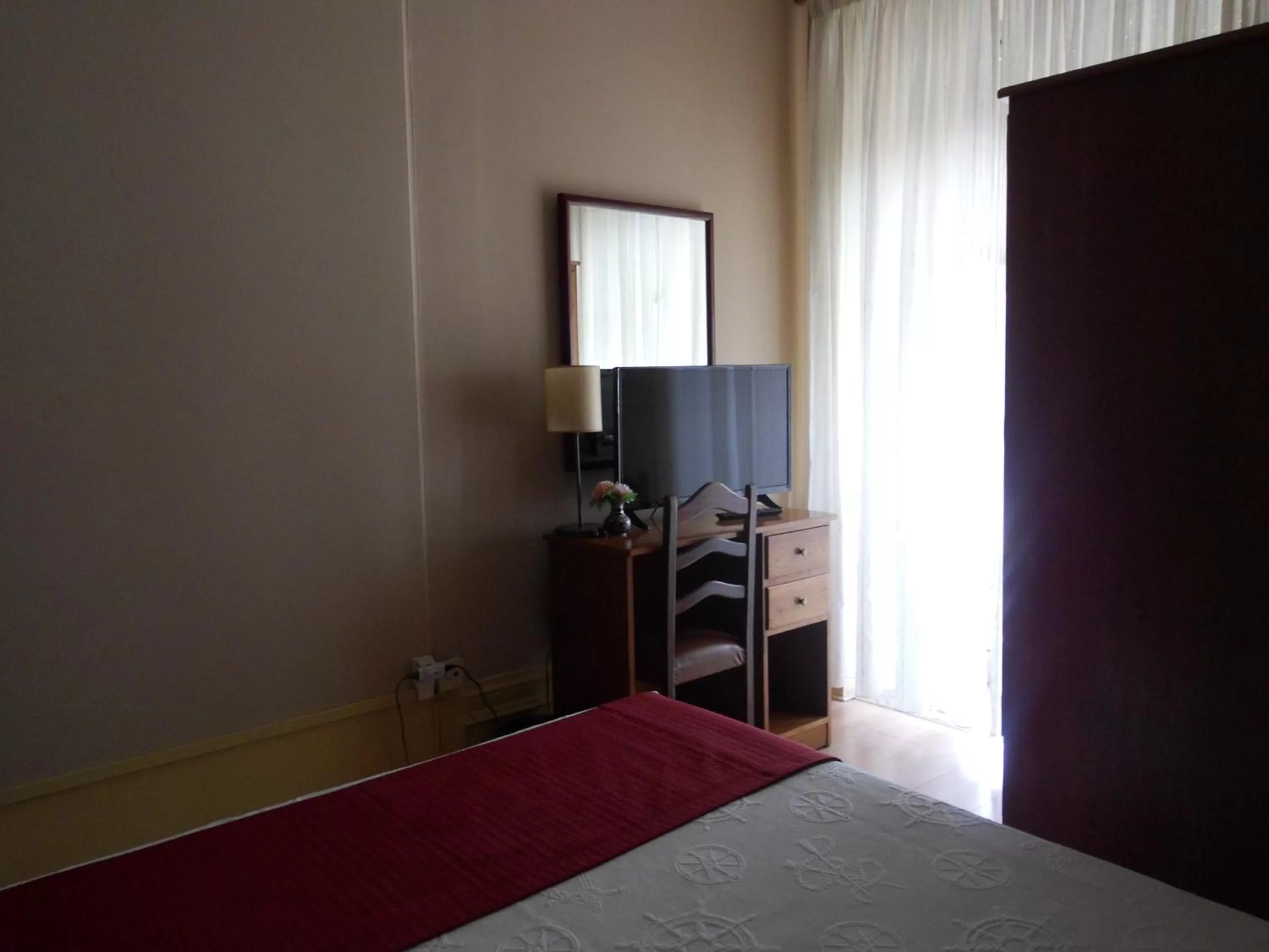 Bed in Hotel Larbelo