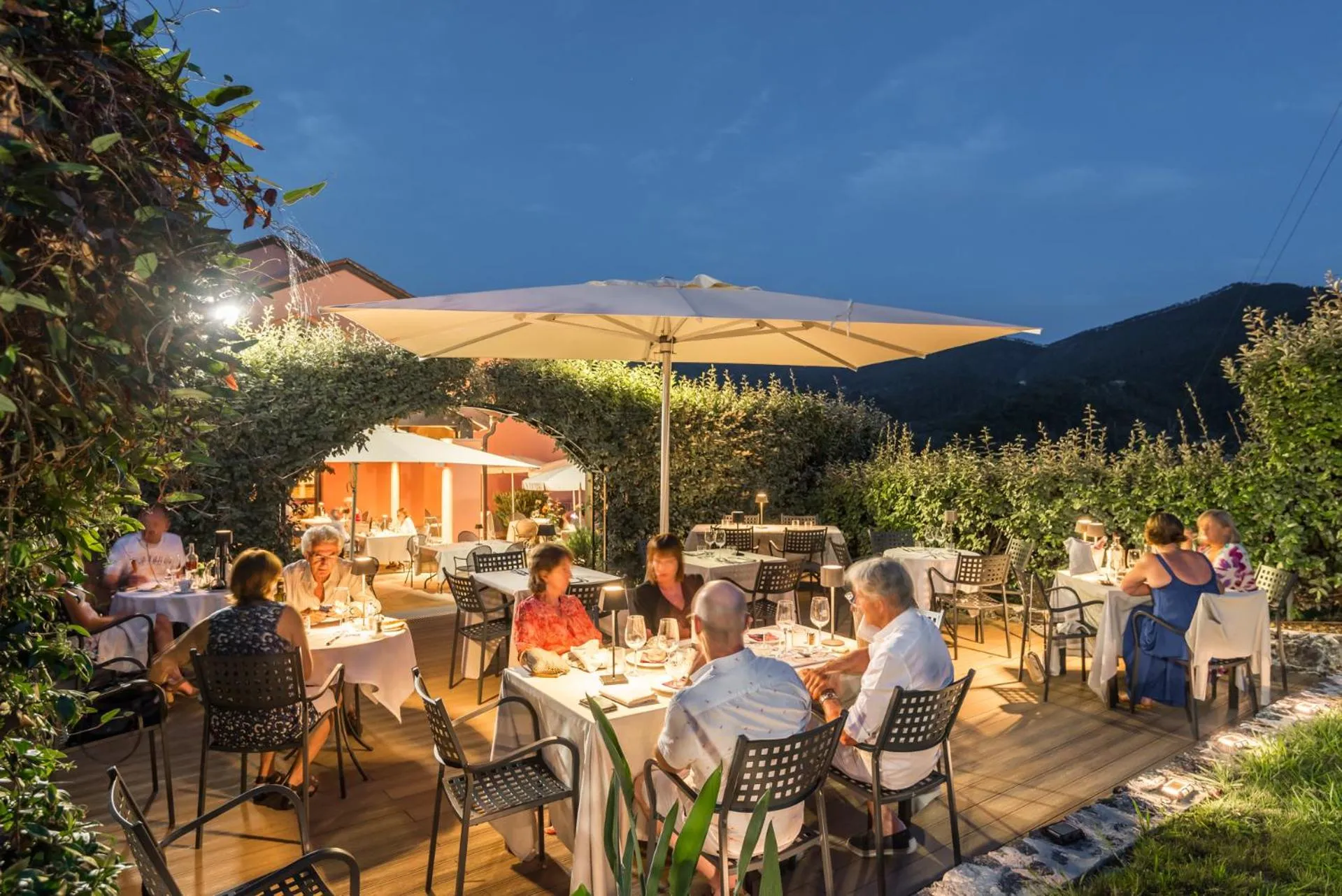 Restaurant/places to eat in Park Hotel Argento