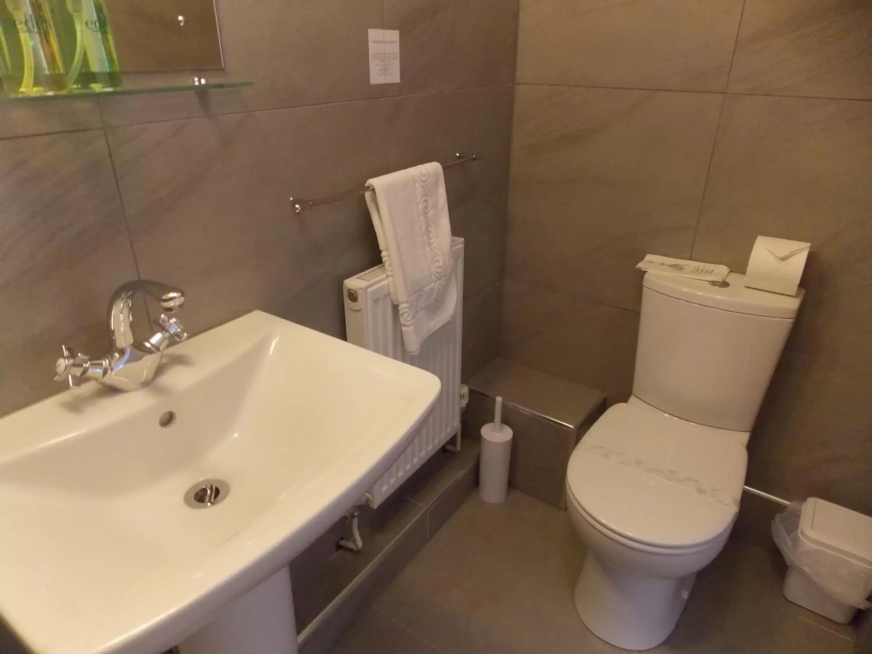 Bathroom in The Mountford Hotel